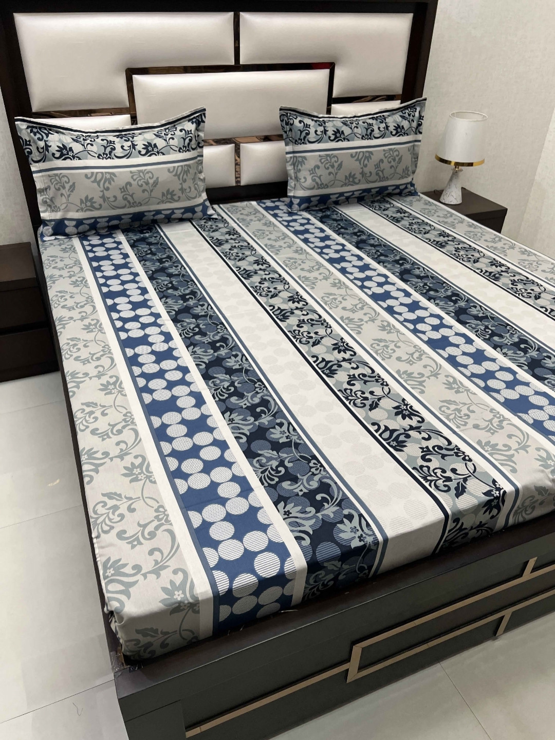 

Pure Decor Blue Ethnic Motifs Pure Cotton 330 TC Queen Bedsheet with 2 Pillow Covers