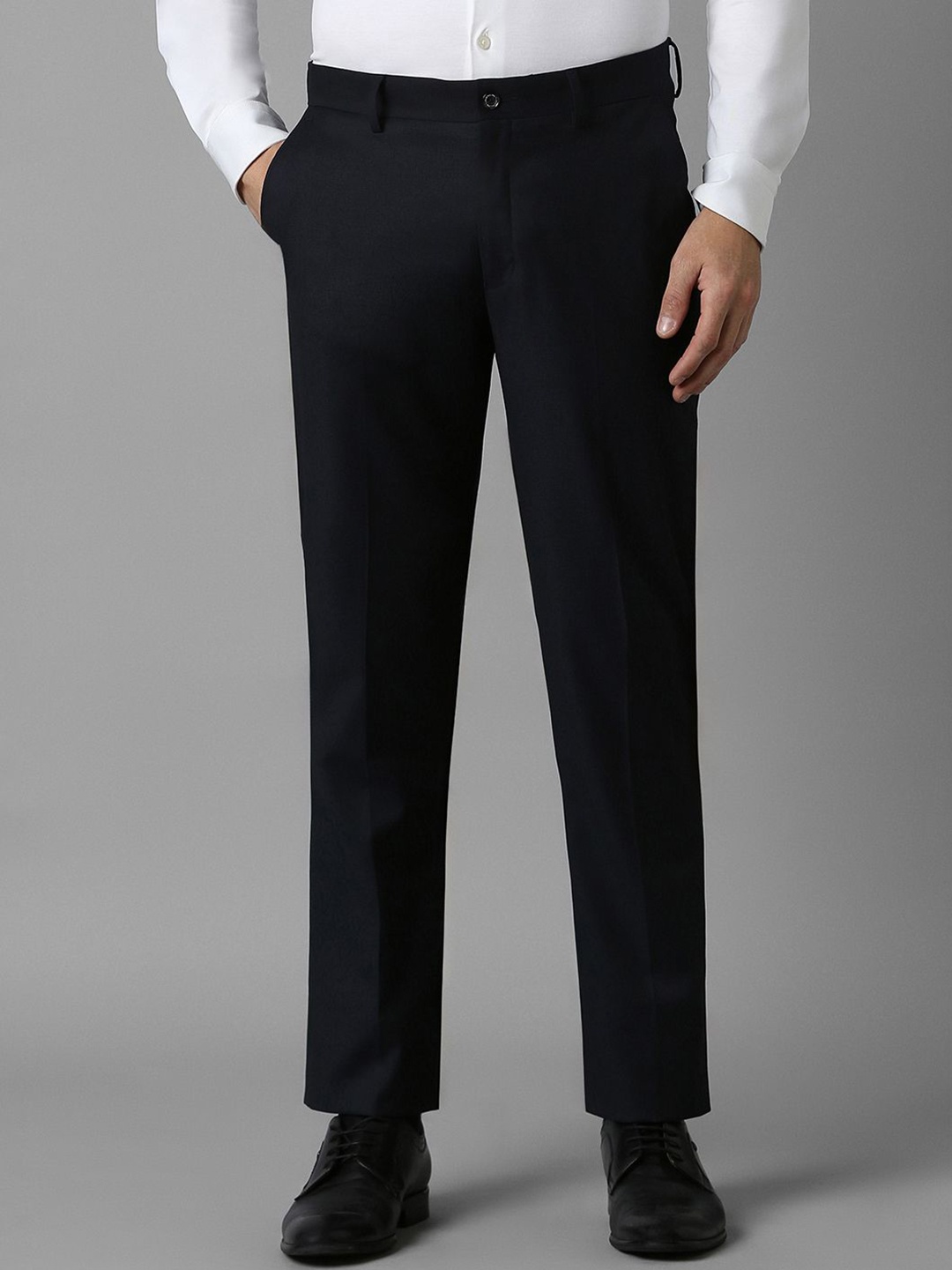 

Louis Philippe Men Solid Slim Fit Formal Trouser, Black