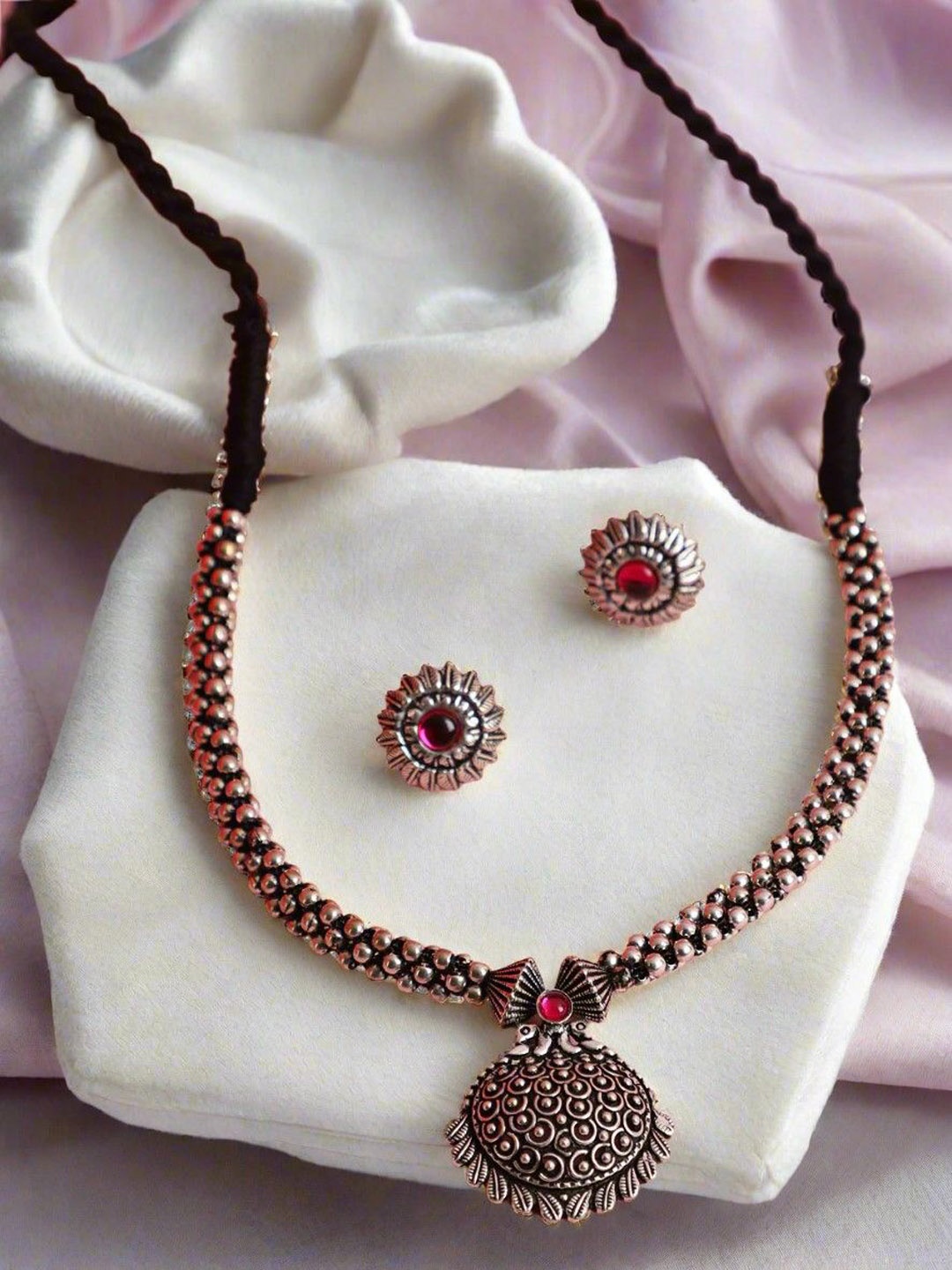 

Anouk Pink Silver-Plated Kundan Stone Studded Oxidised Jewellery Set