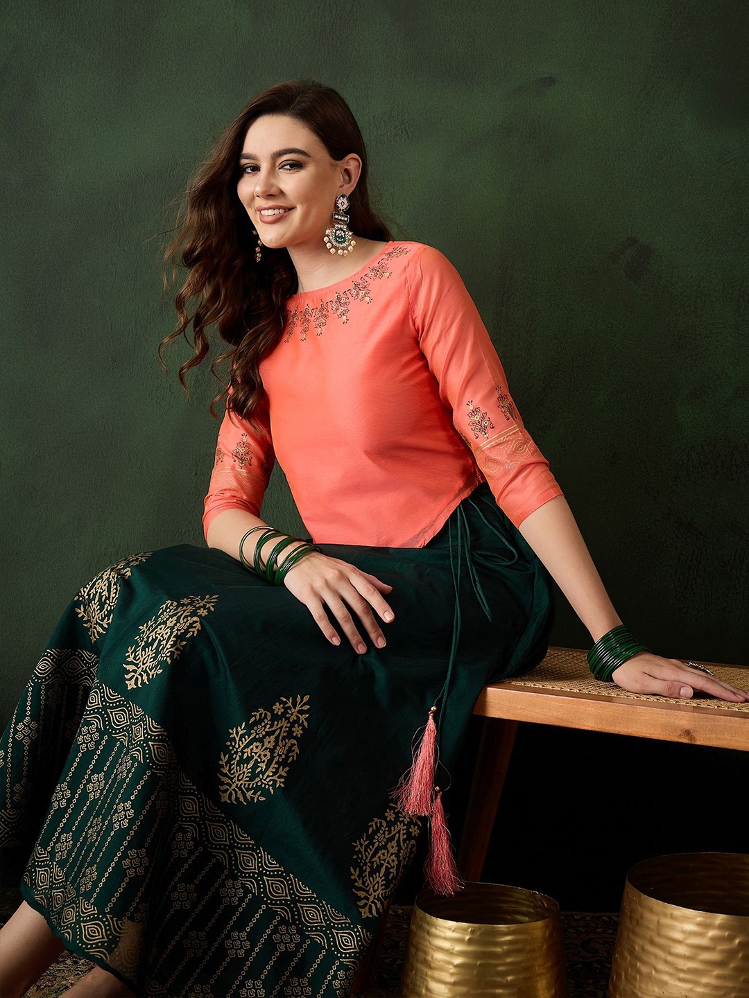 

Sangria Printed Three Quarter Sleeve Lehenga Choli, Green