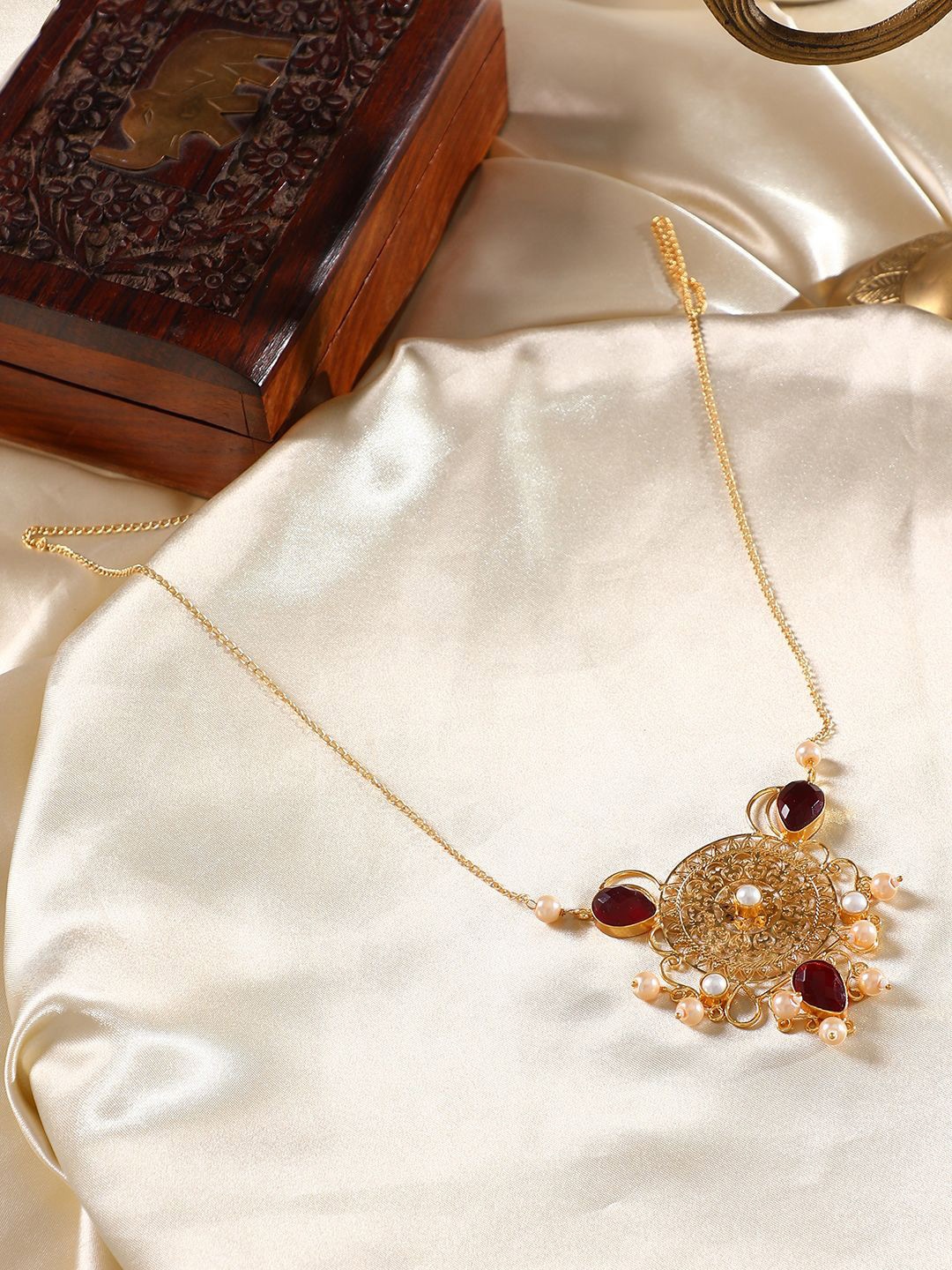 

SOHI The Amani Gold-Plated Ruby Studded & Beaded Long Necklace