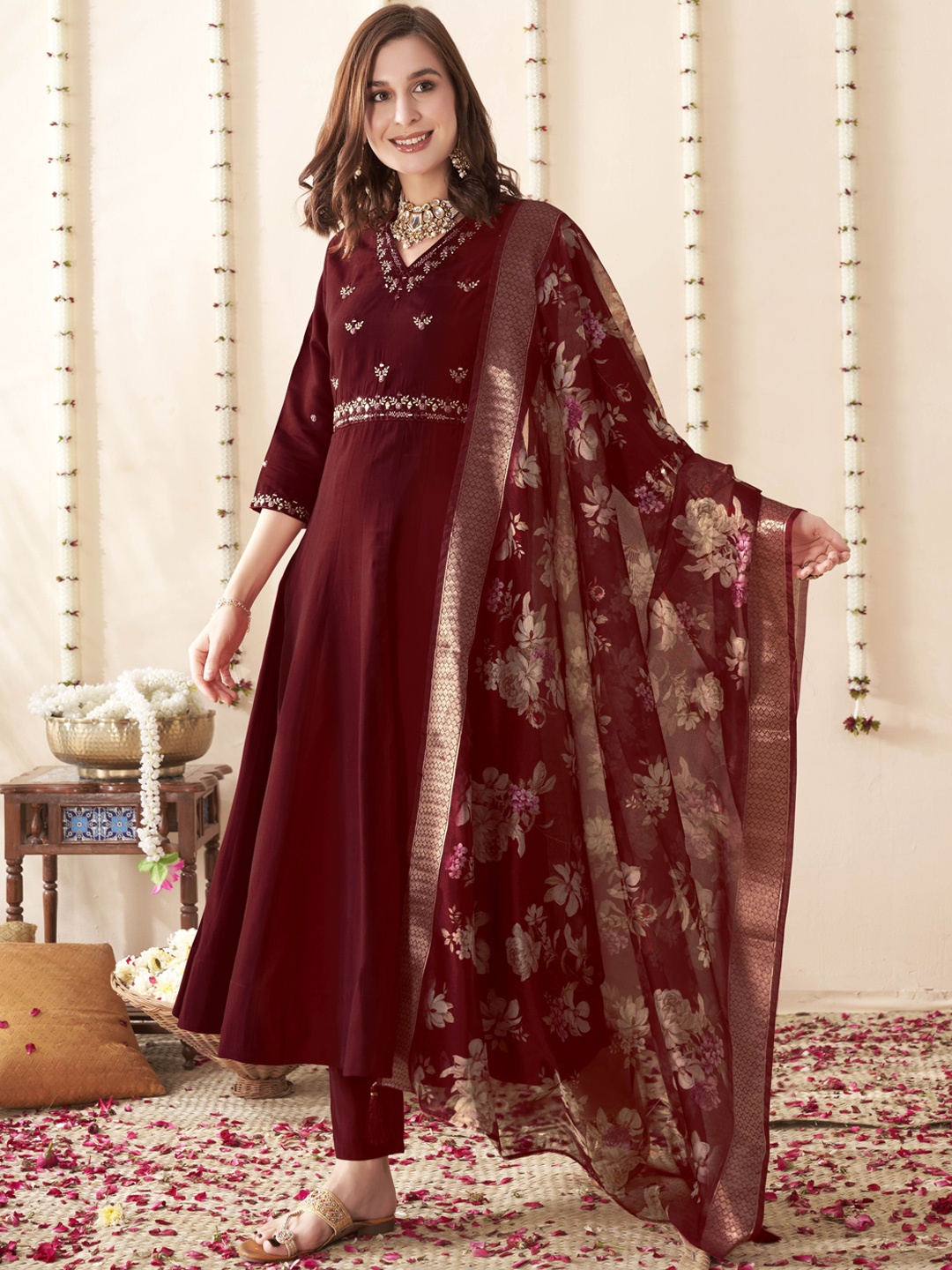 

Anouk Floral Embroidered V-Neck Mirror Work Anarkali Kurta & Trousers With Dupatta, Maroon