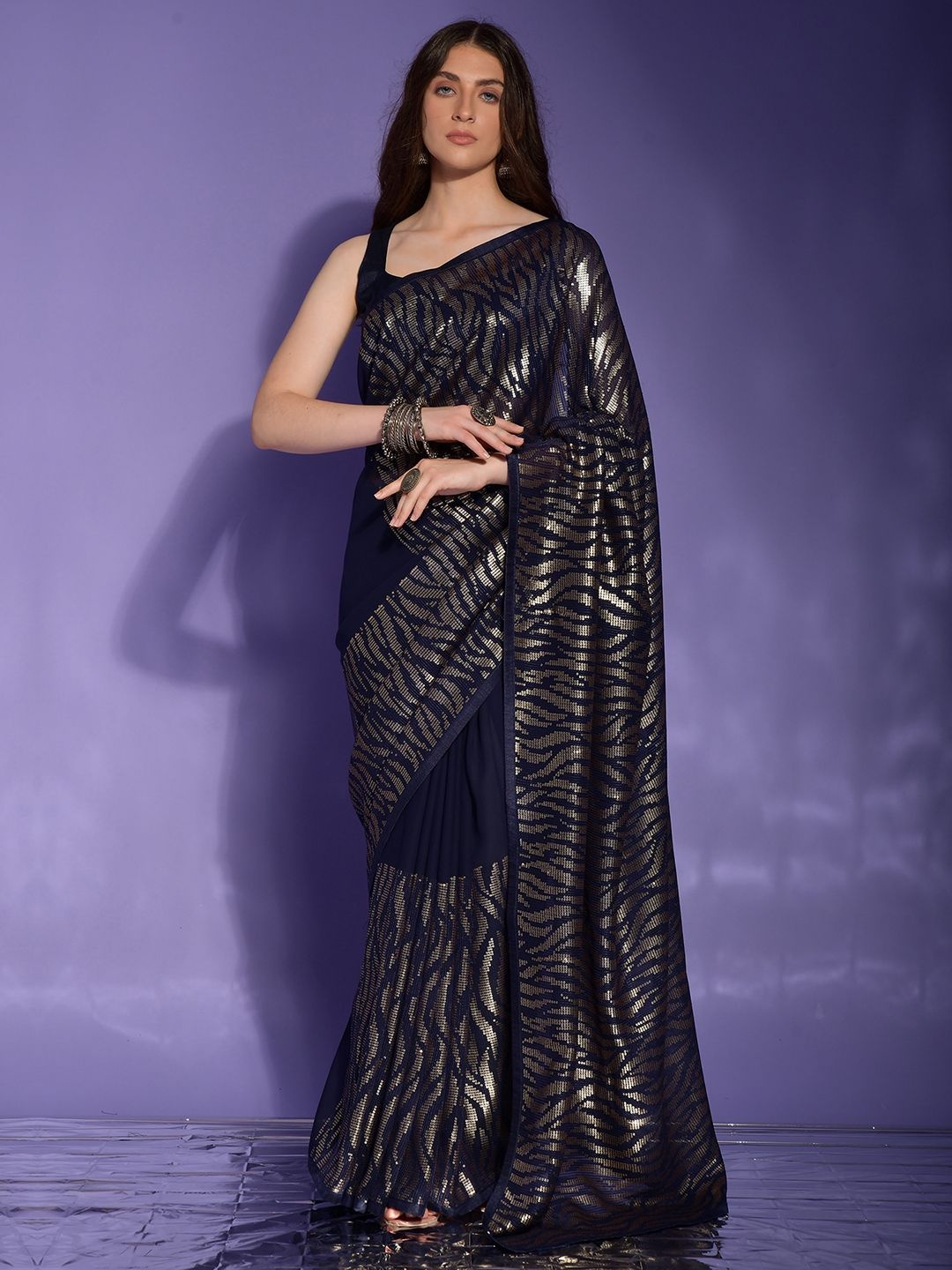 

Sangria Sequinned Embellished Saree, Navy blue