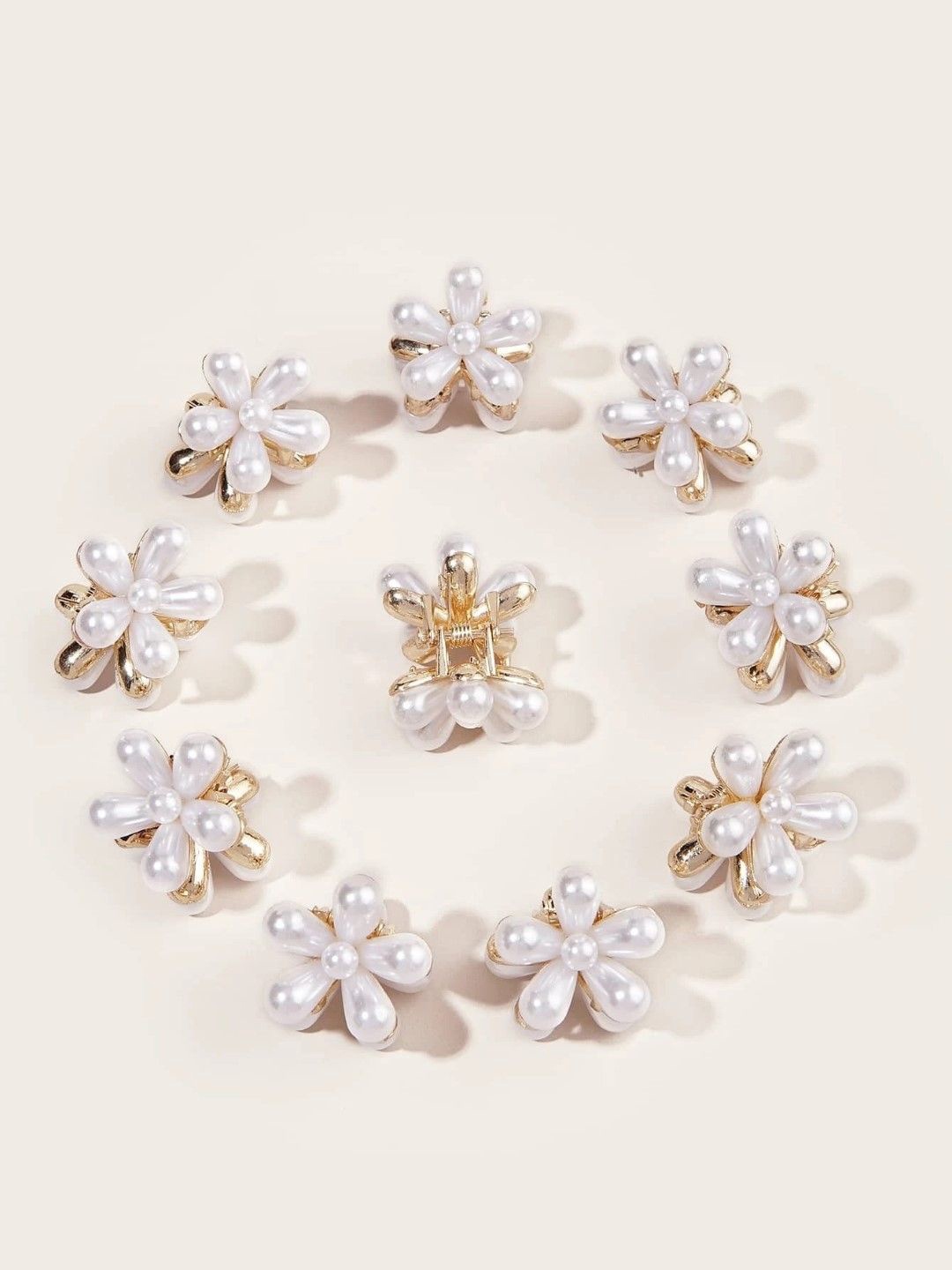

fabula Women Embellished Claw Clip, Gold