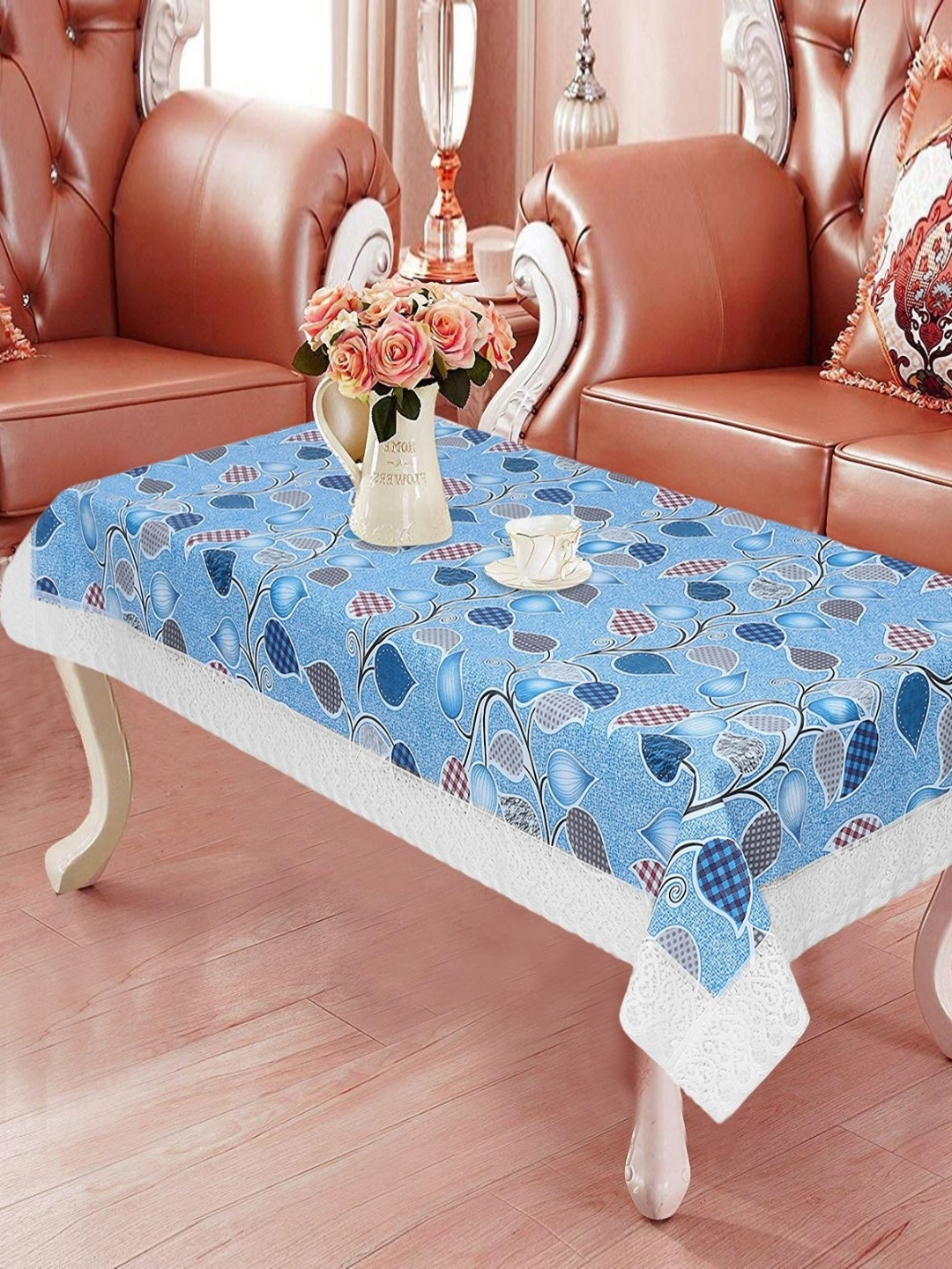 

LooMantha Blue & White Floral Printed 4 Seater Table Cover