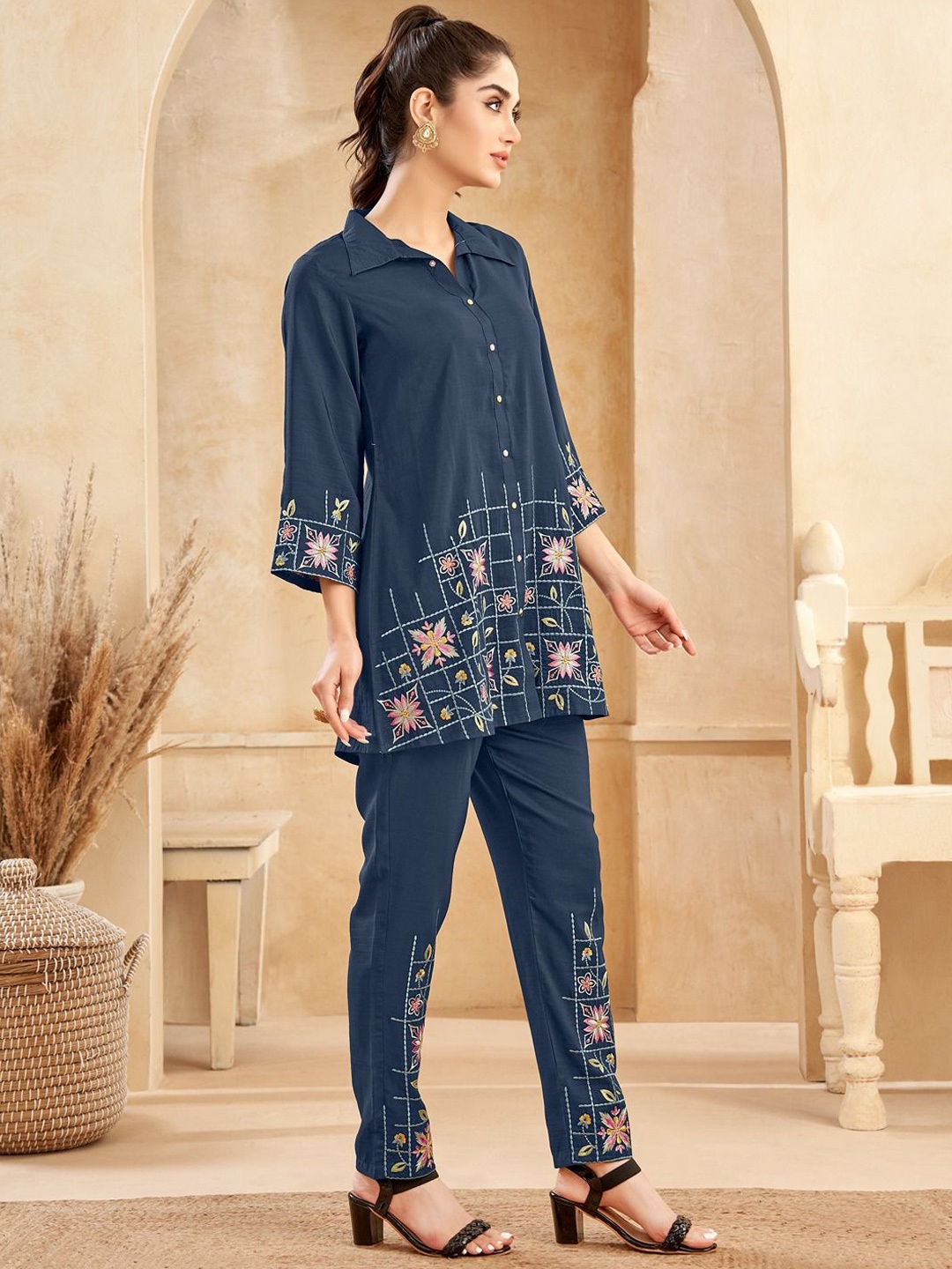 

FABMORA Embroidered Shirt With Trousers Co-Ords, Teal