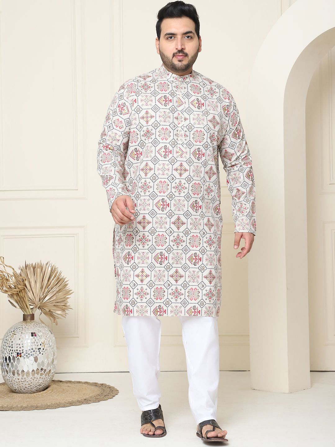 

SOJANYA PLUS Ethnic Motifs Printed Cotton Linen Straight Kurta with Pyjamas, Cream