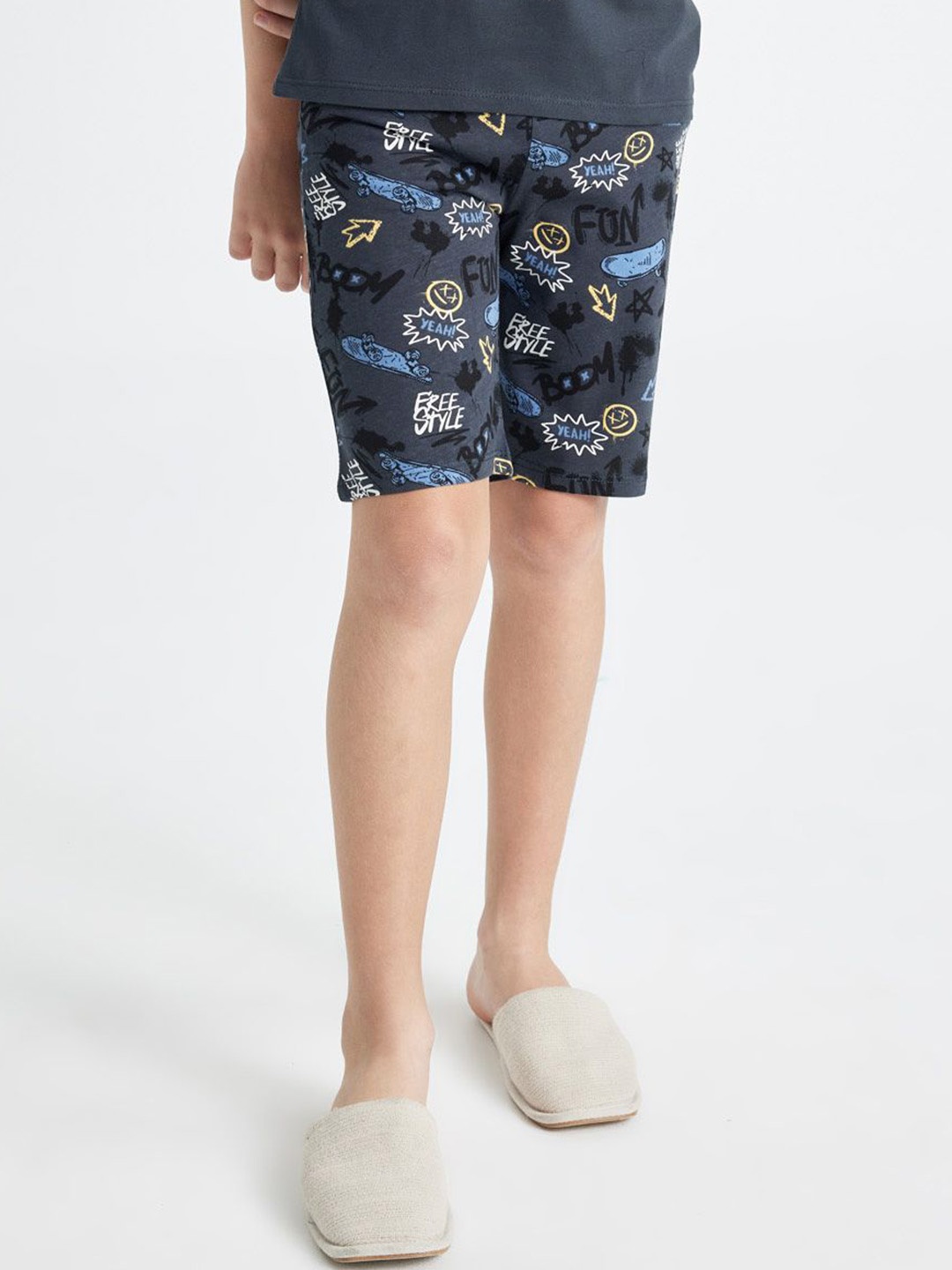 

DeFacto Boys Conversational Pure Cotton Night Suit, Navy blue