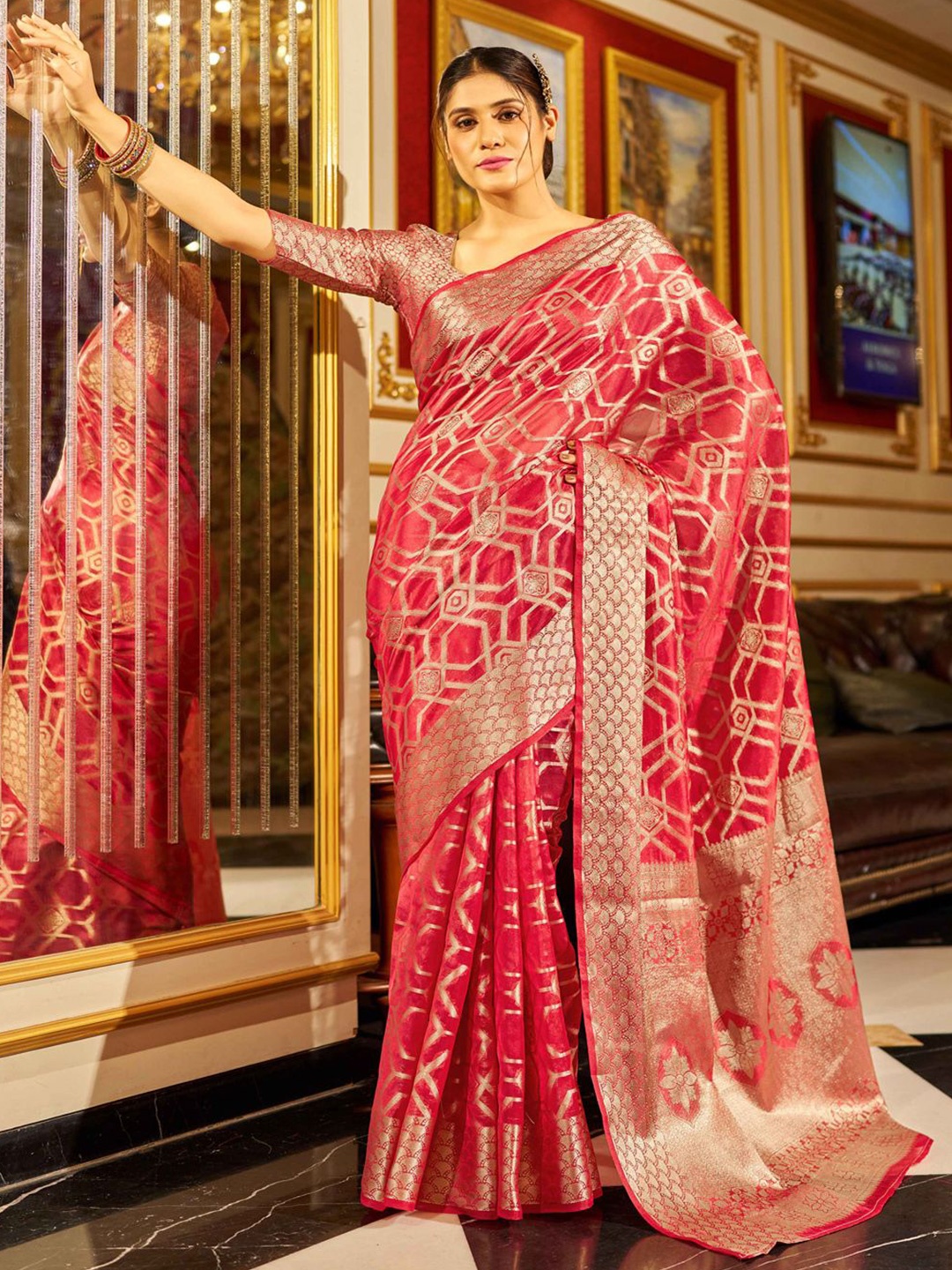 

Krimmple Woven Design Zari Organza Saree, Red