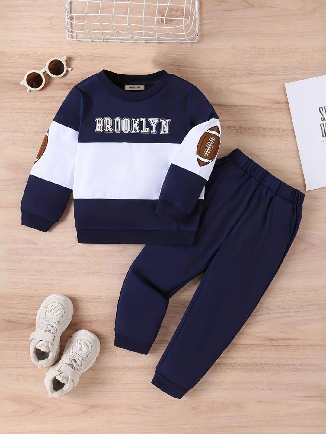 

INCLUD Girls Colourblocked Round Neck Sweatshirt with Joggers, Navy blue