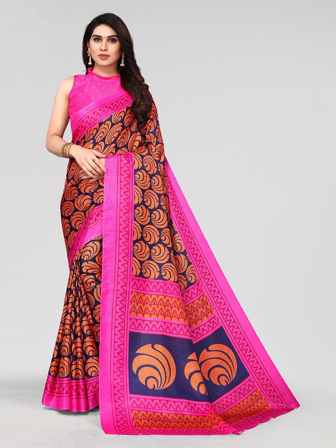 

VIRICA Geometric Printed Saree With Solid Border, Blue