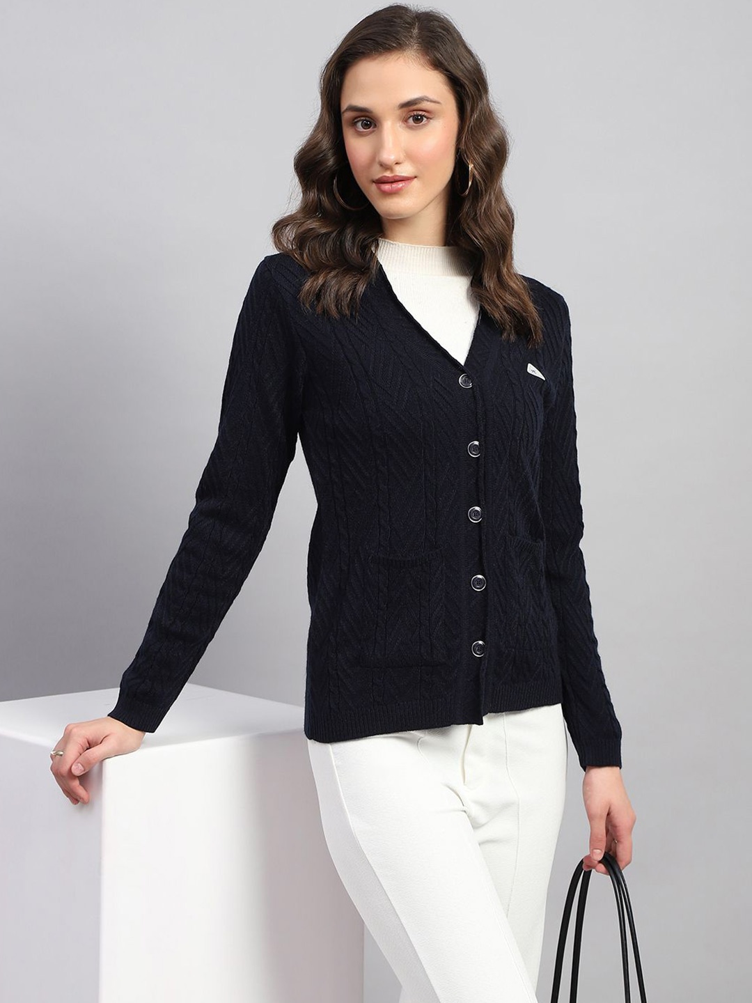 

Monte Carlo Women Woollen Cardigan, Navy blue