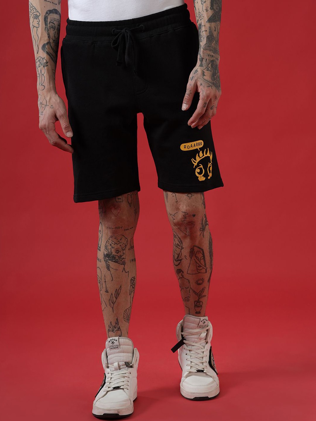 

WROGN Men Relaxed Fit Shorts, Black