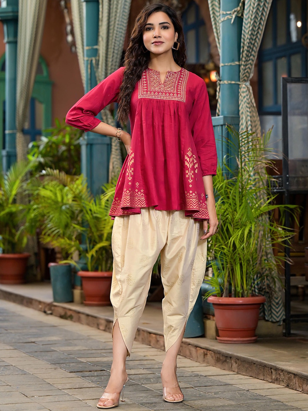 

Juniper Floral Yoke Design Panelled Cotton A-Line Kurti with Dhoti Pants, Red