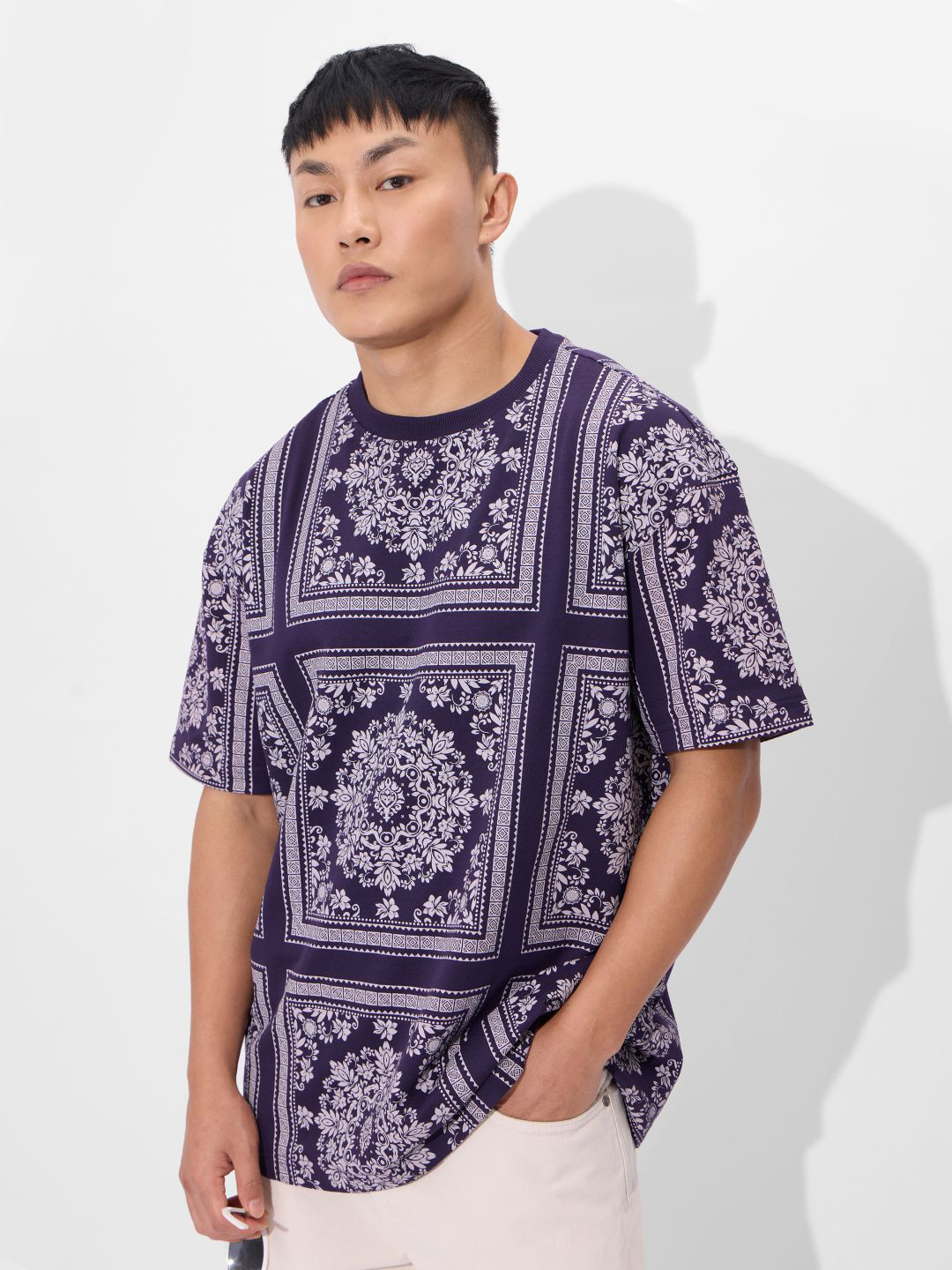 

The Souled Store Men Graphic Printed Round Neck Cotton Oversized T-shirt, Purple