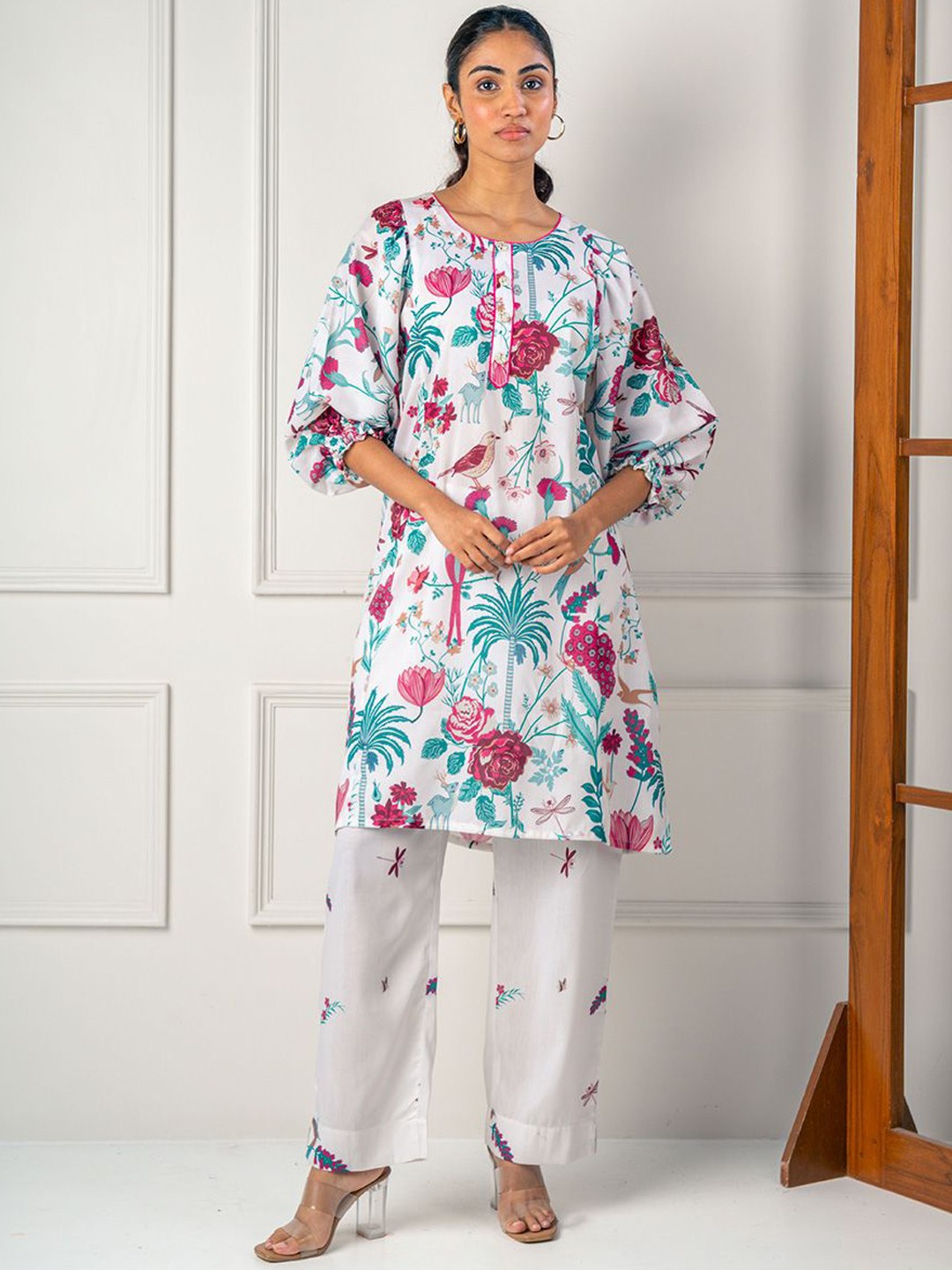 

India Circus by Krsnaa Mehta Floral Printed Round Neck Tunic With Trousers, Blue