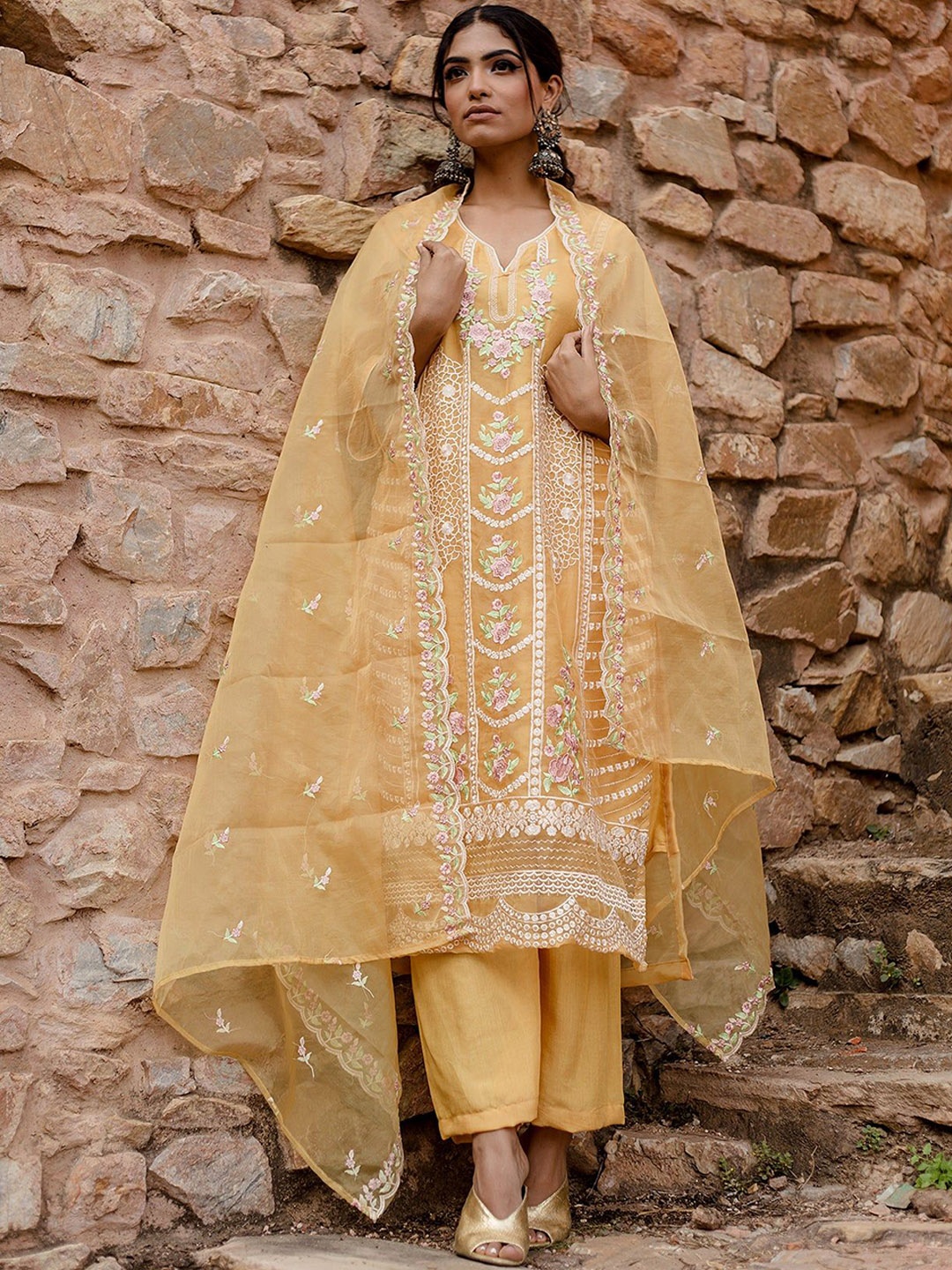 

GulaboJaipur Ethnic Motifs Embroidered Thread Work Straight Kurta with Trousers & Dupatta, Yellow