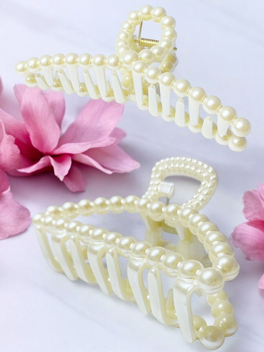 

fabula Set of 2 Women Embellished Claw Clips, White