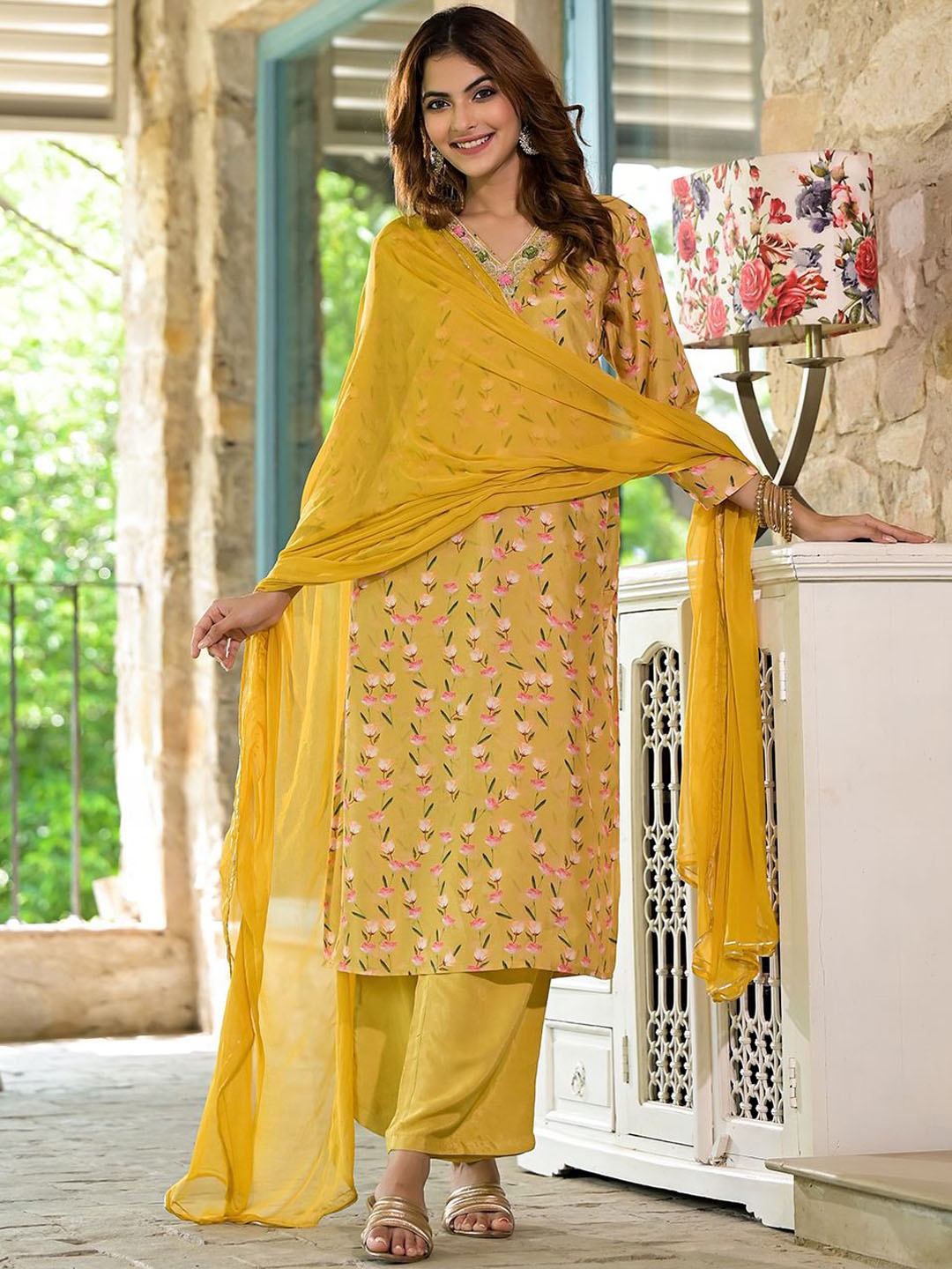 

Chandbaali Floral Printed Beads and Stones Straight Kurta With Trouser & Dupatta, Yellow