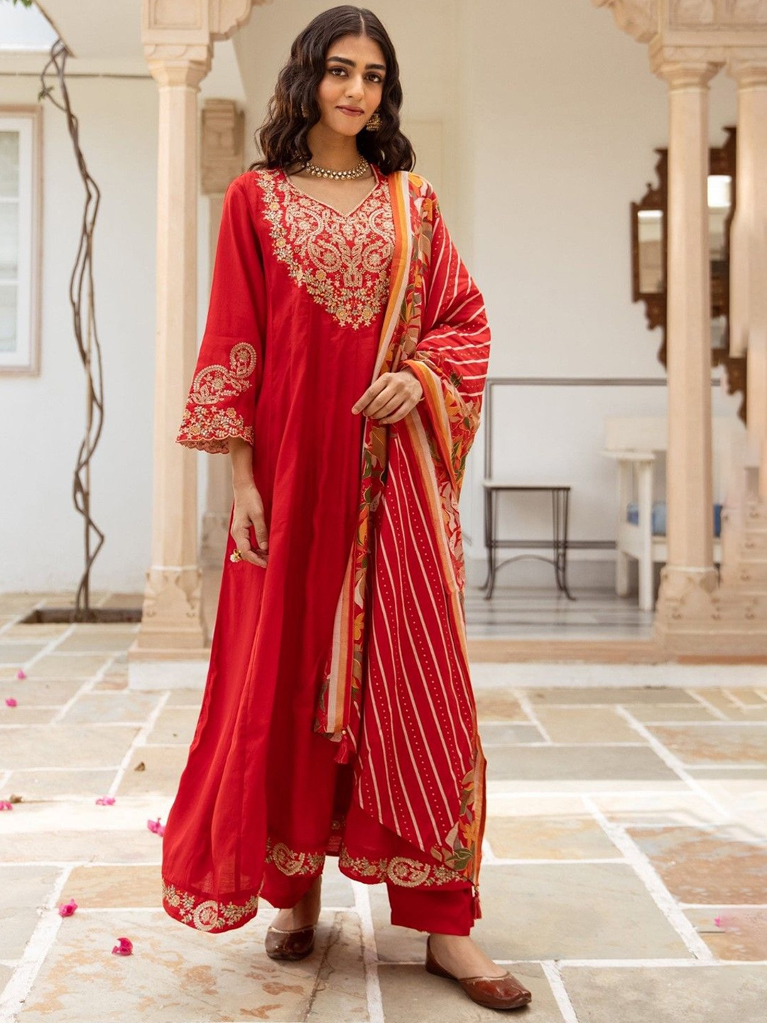 

AUTUMN LANE Ethnic Motifs Embroidered Sweetheart Neck Cotton Kurta with Trousers & Dupatta, Red