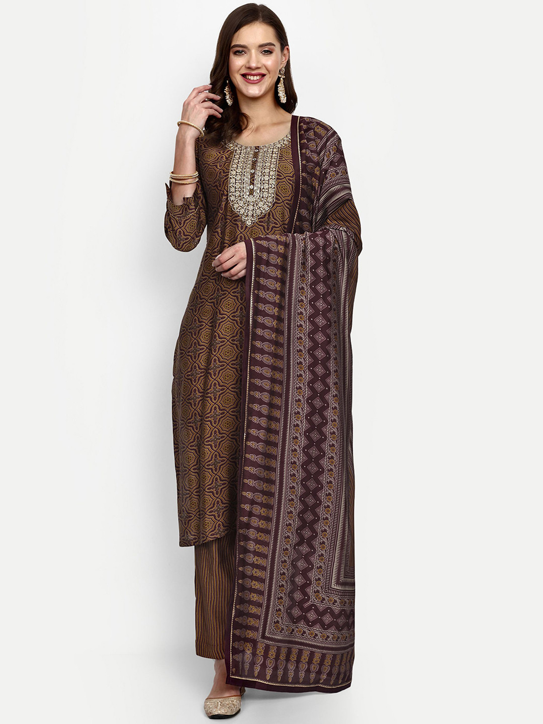 

V B SONS Women Ethnic Motifs Printed Regular Gotta Patti Chanderi Silk Kurta with Trousers & With Dupatta, Mustard