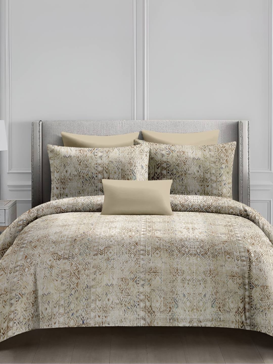 

Sleeping Owls- because your sleep matters Green 210 TC King Bedsheet with 2 Pillow