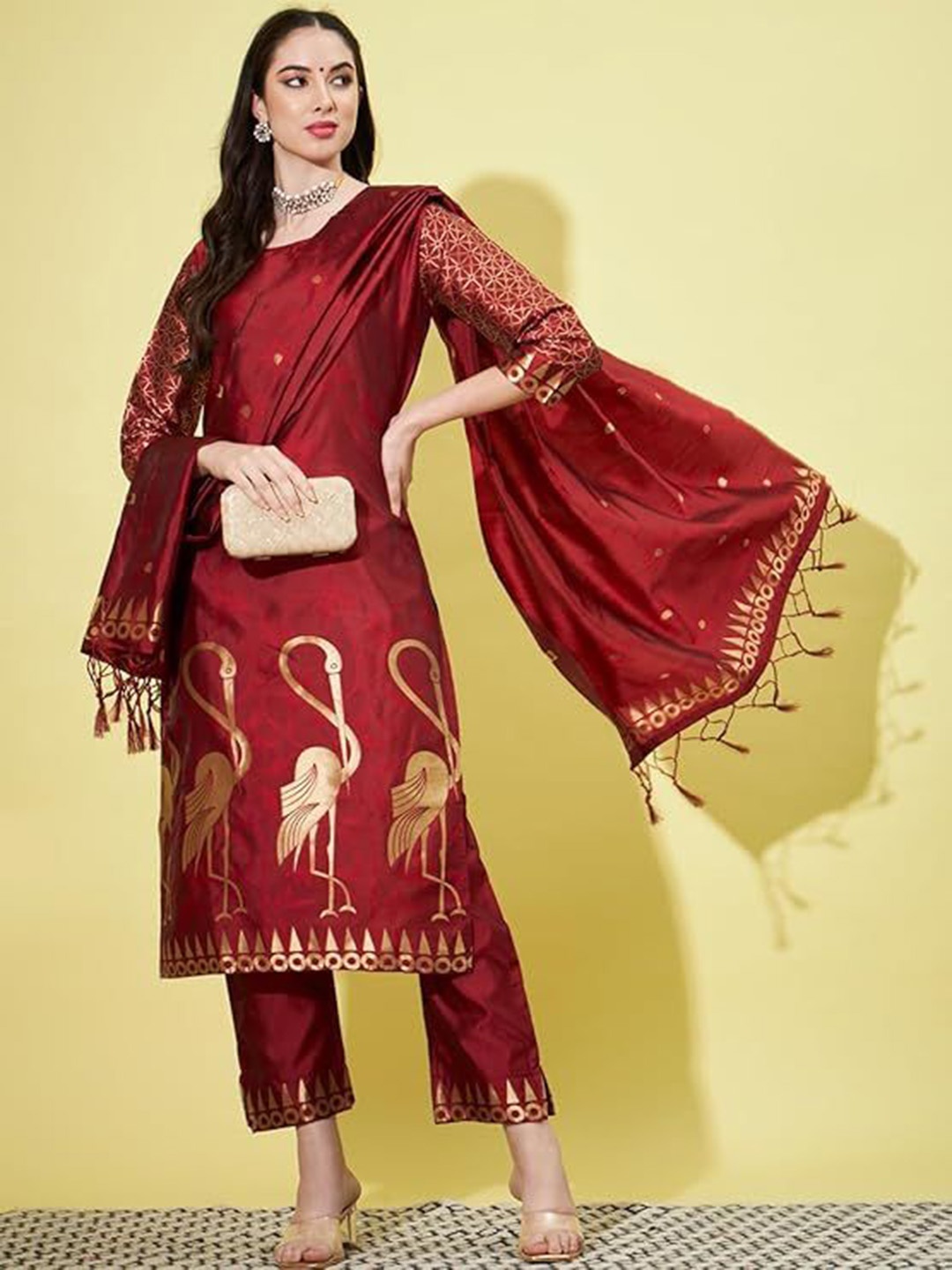 

VredeVogel Ethnic Motifs Woven Design Straight Kurta with Trousers & With Dupatta, Maroon
