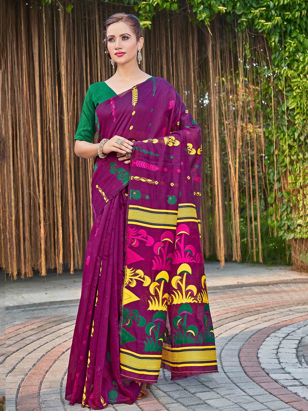 

Krimmple Woven Design Linen Blend Jamdani Saree, Purple