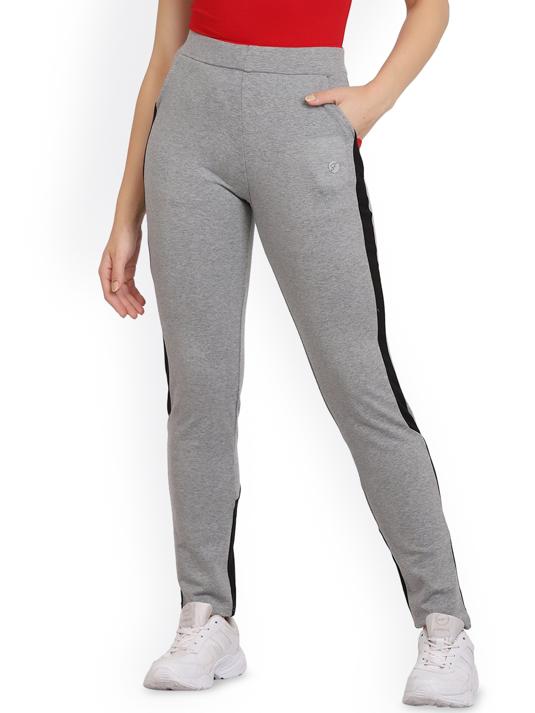 

FUTURO Women Solid Mid-Rise Slim Fit Track Pants, Grey