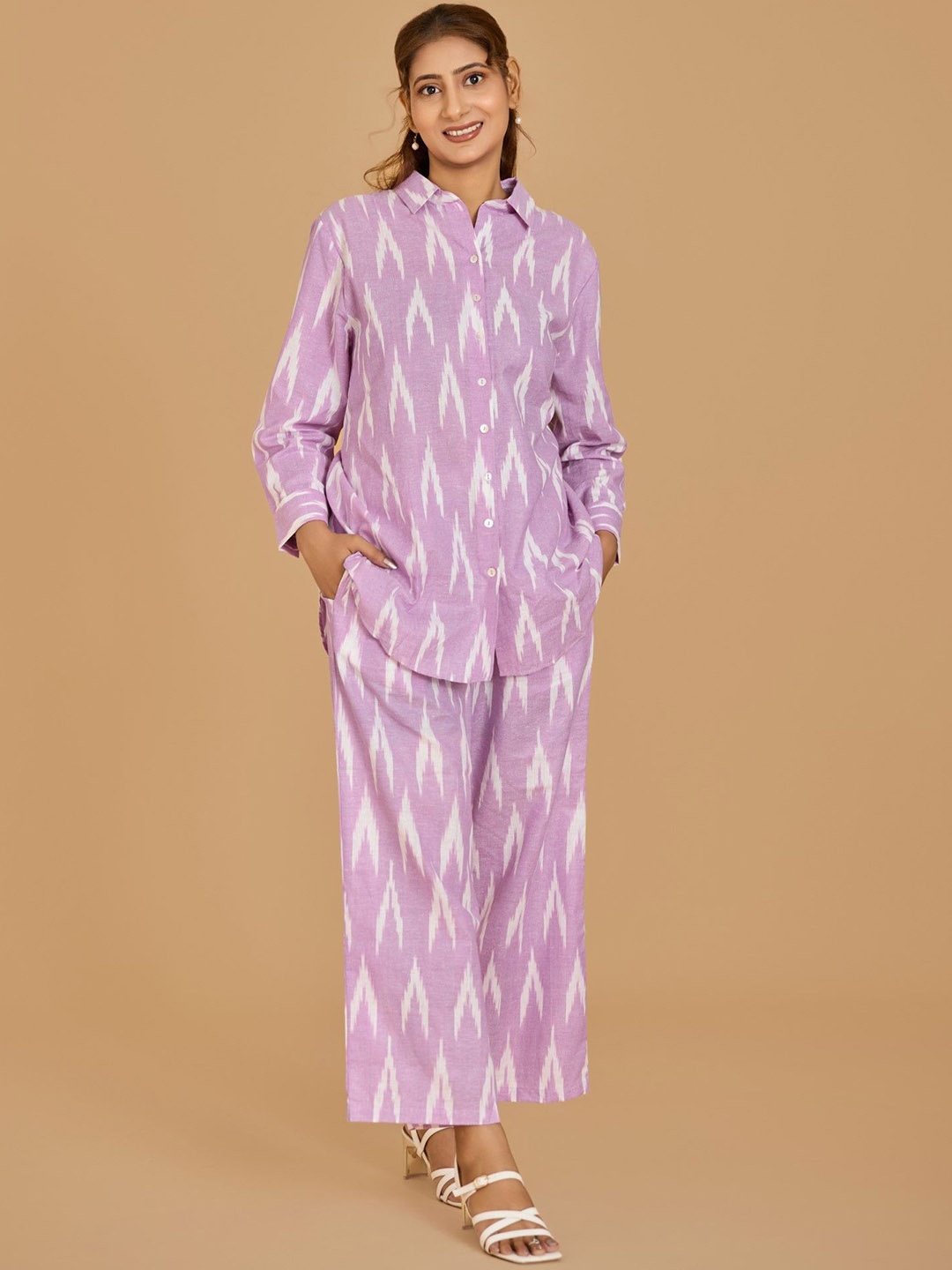 

Urban Sundari Abstract Printed Long Sleeves Pure Cotton Shirt With Trousers, Purple