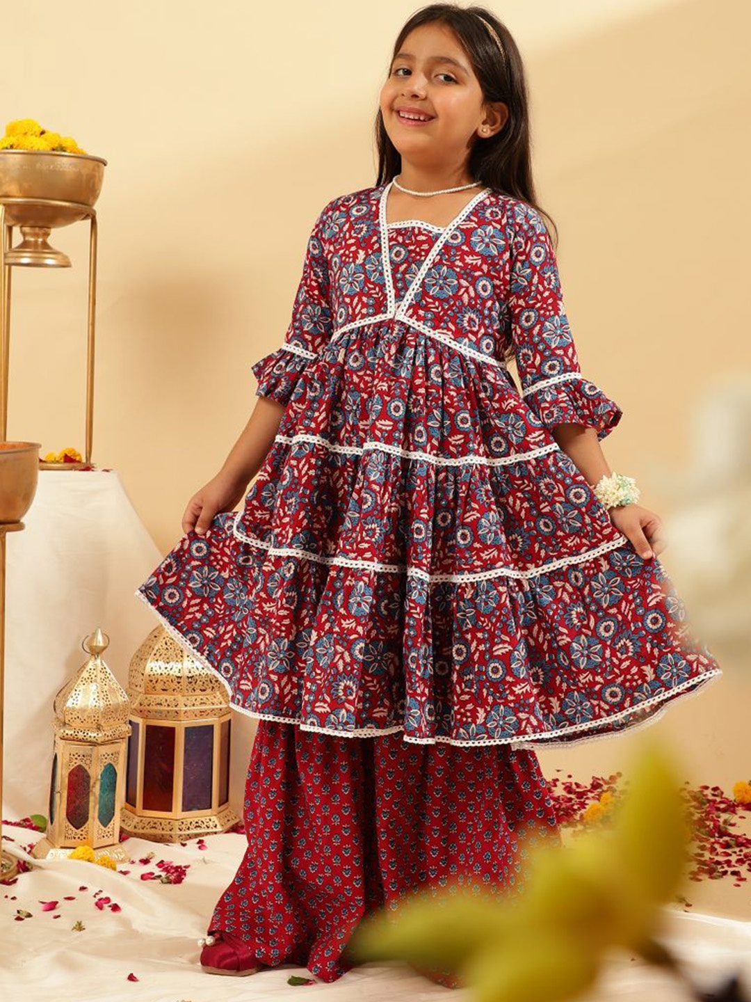

BANDIA Girls Floral Printed Tiered Thread Work Pure Cotton Anarkali Kurta with Sharara, Red