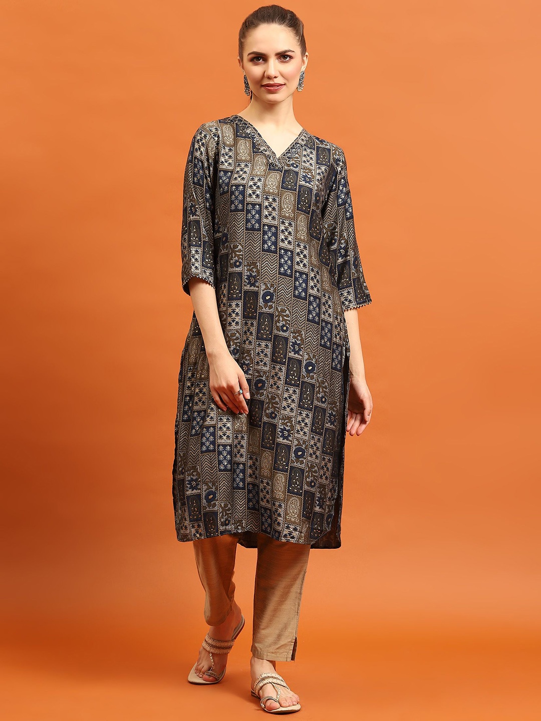 

Shree Ethnic Motifs Printed Zari Work V-Neck Straight Kurta, Navy blue