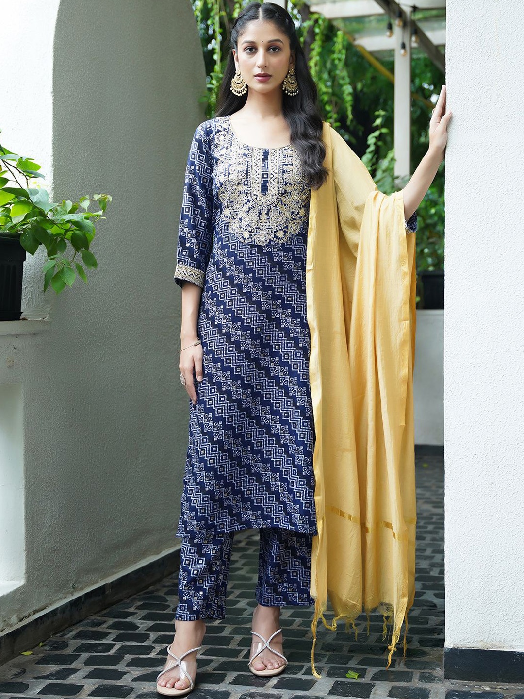 

KALINI Bandhani Printed Thread Work Straight Kurta With Trousers & Dupatta, Blue