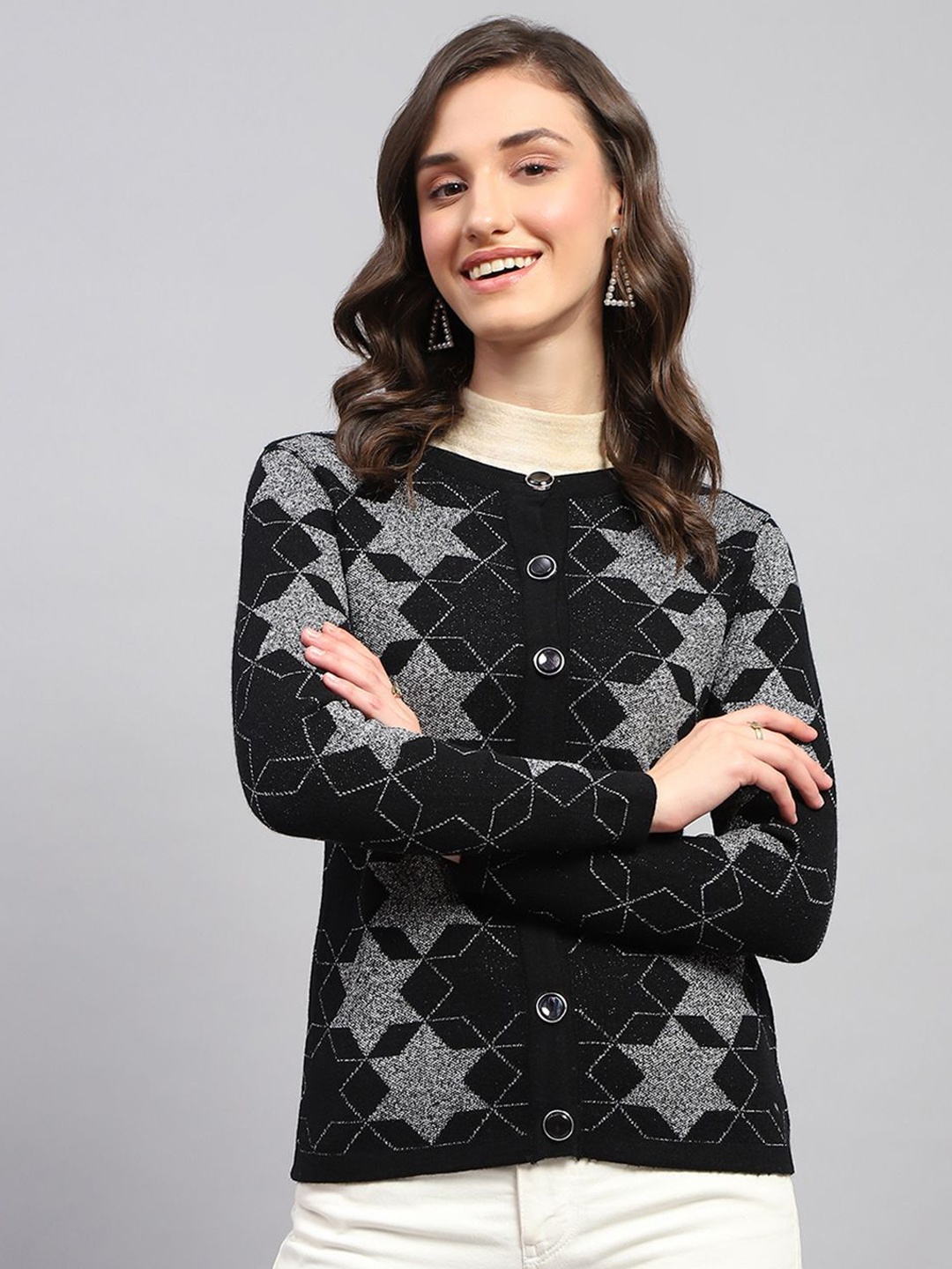 

Monte Carlo Women Woollen Cardigan, Black