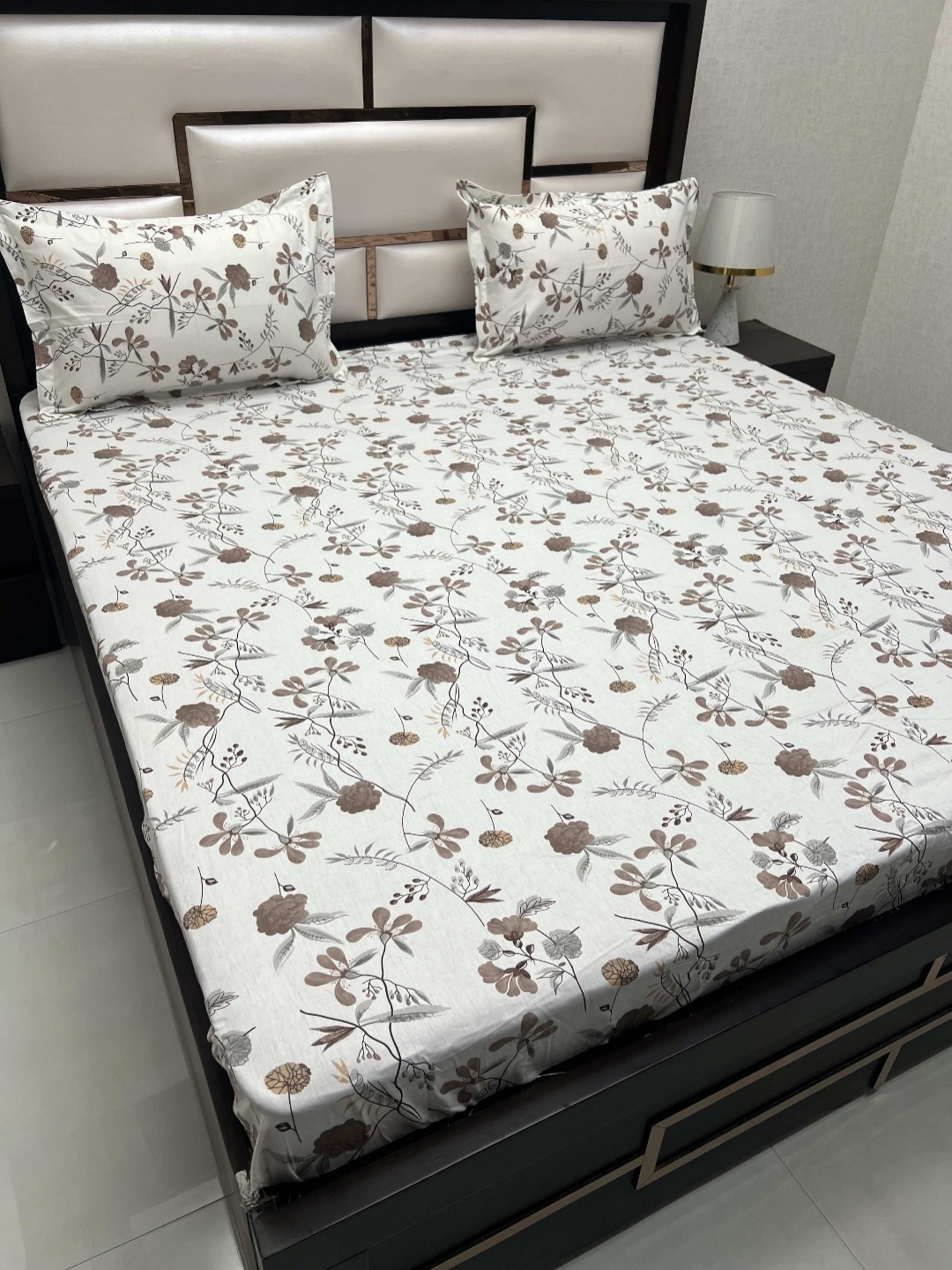 

Pure Decor Sapphire White Floral Printed 300 TC Pure Cotton Fitted Super King Bedsheet Set