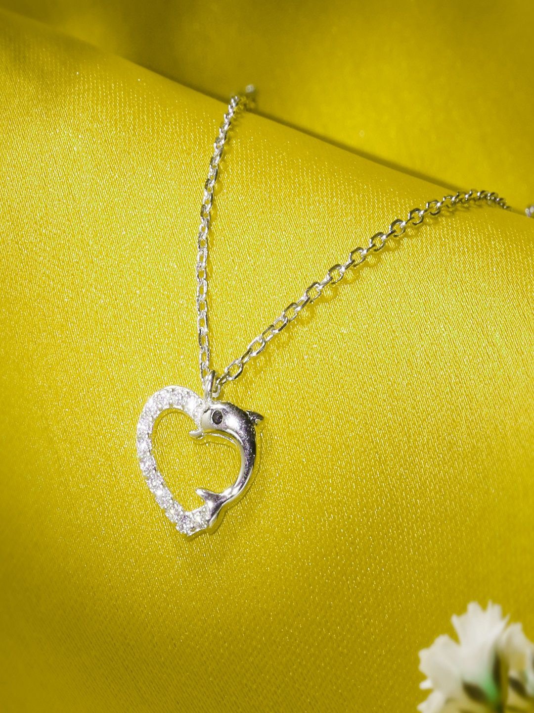 

DEESSA 925 Sterling Silver Rhodium-Plated Stones Studded Heart Shaped Pendant With Chain