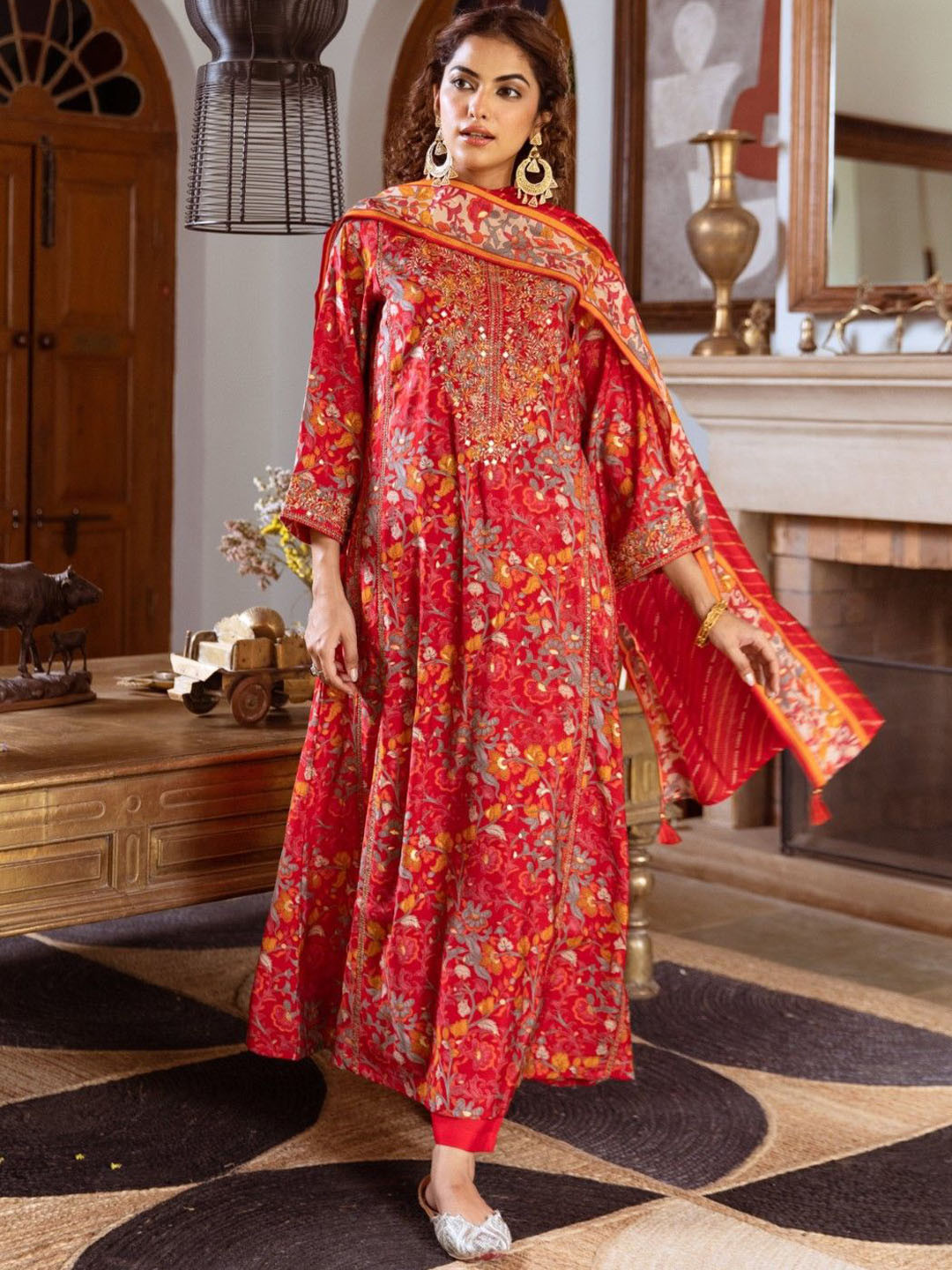 

AUTUMN LANE Floral Printed Round Neck Pure Cotton A-Line Kurta with Trousers & Dupatta, Red