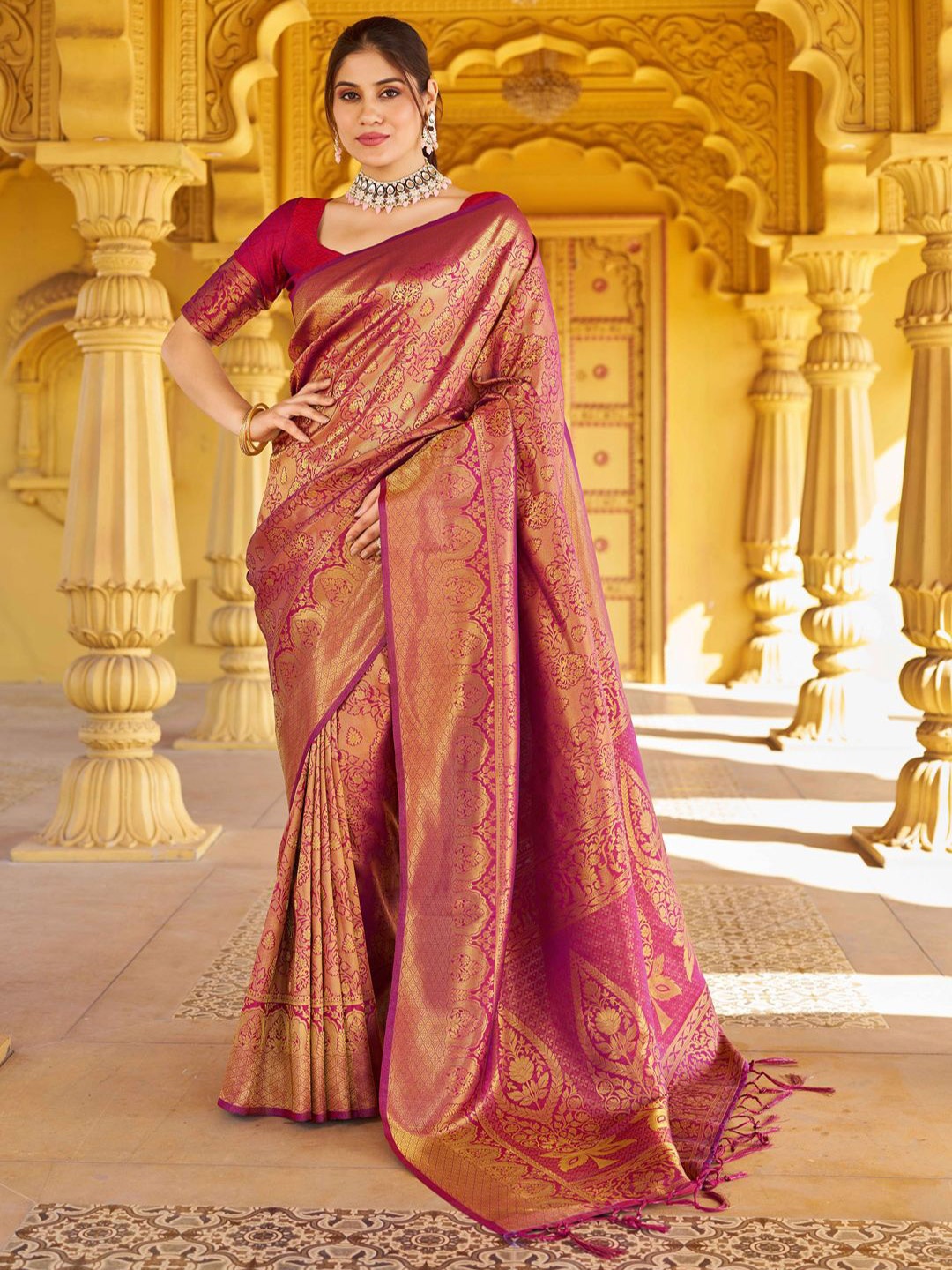 

Krimmple Woven Design Zari Saree, Magenta