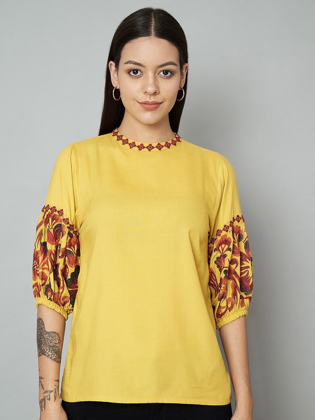 

all about you Women Floral Printed Round Neck Top, Yellow