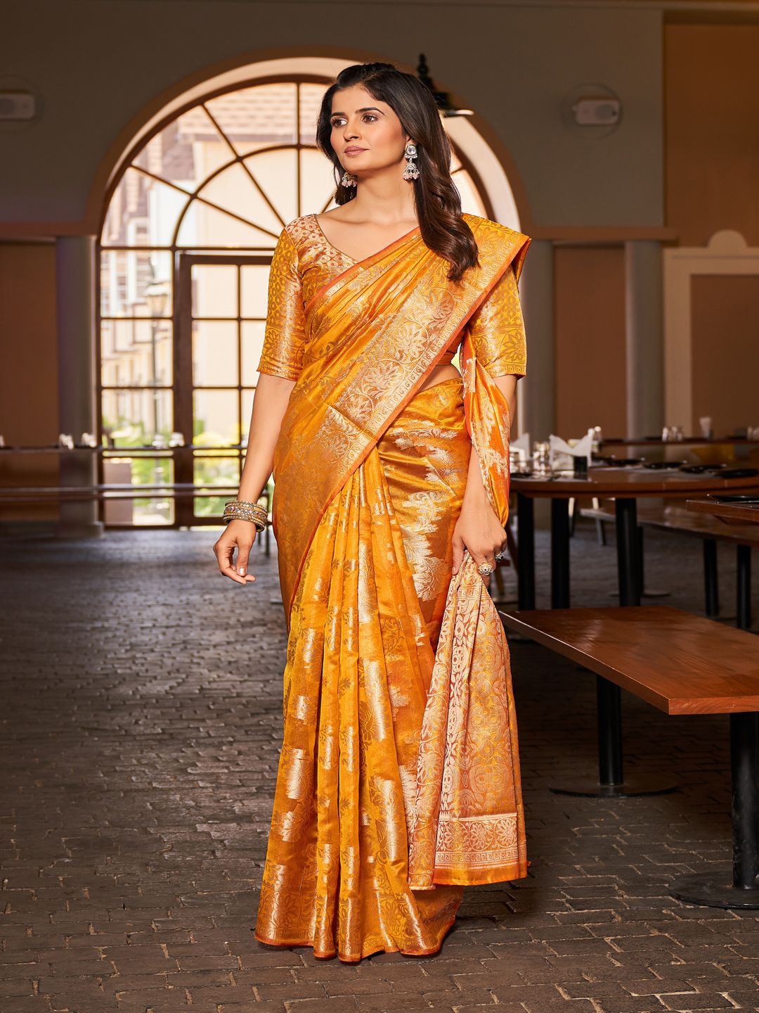 

Krimmple Woven Design Zari Organza Saree, Yellow