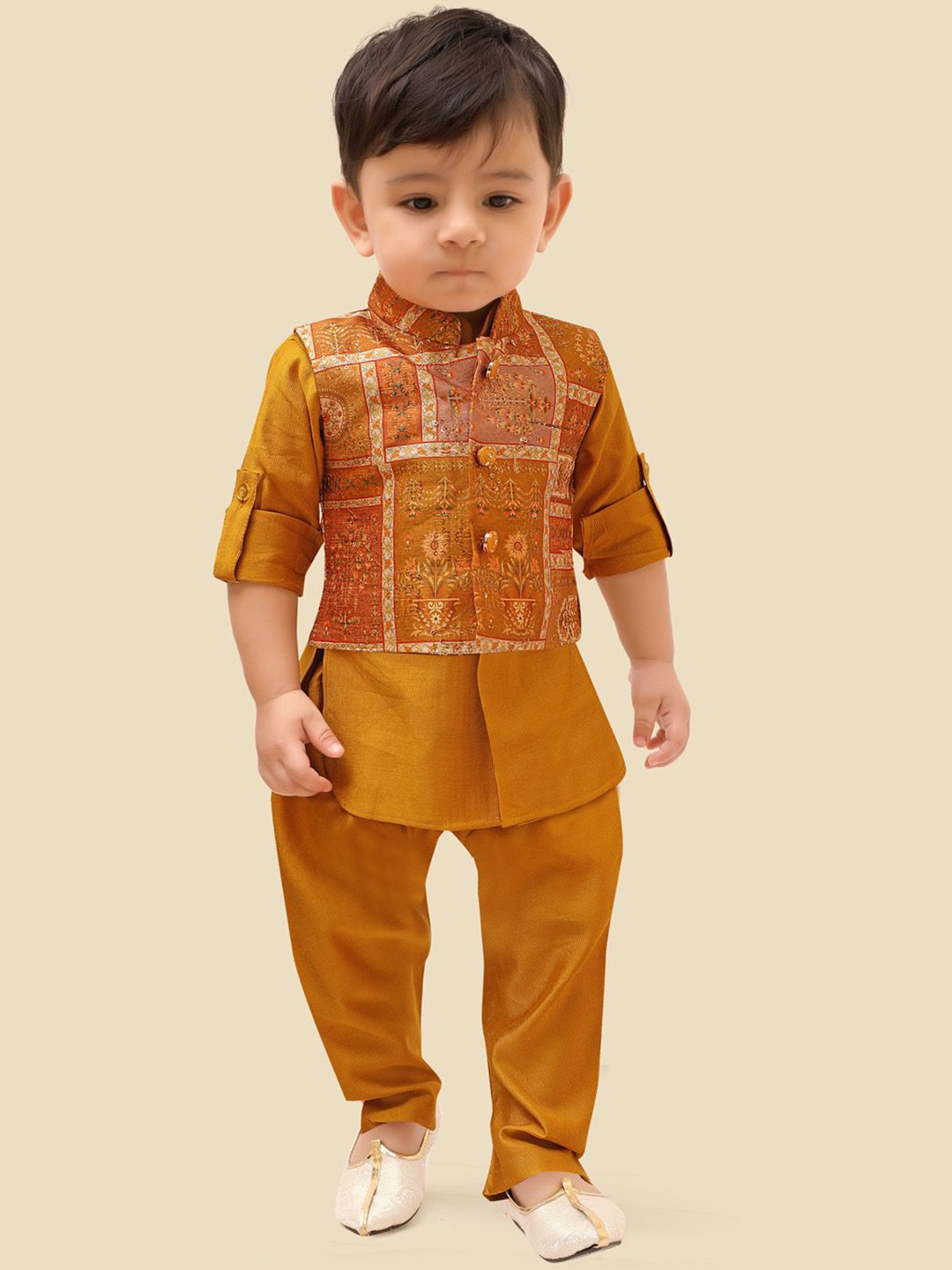 

Ethniks Neu-Ron Boys Straight Chanderi Silk Kurta with Pyjamas & Jacket, Yellow