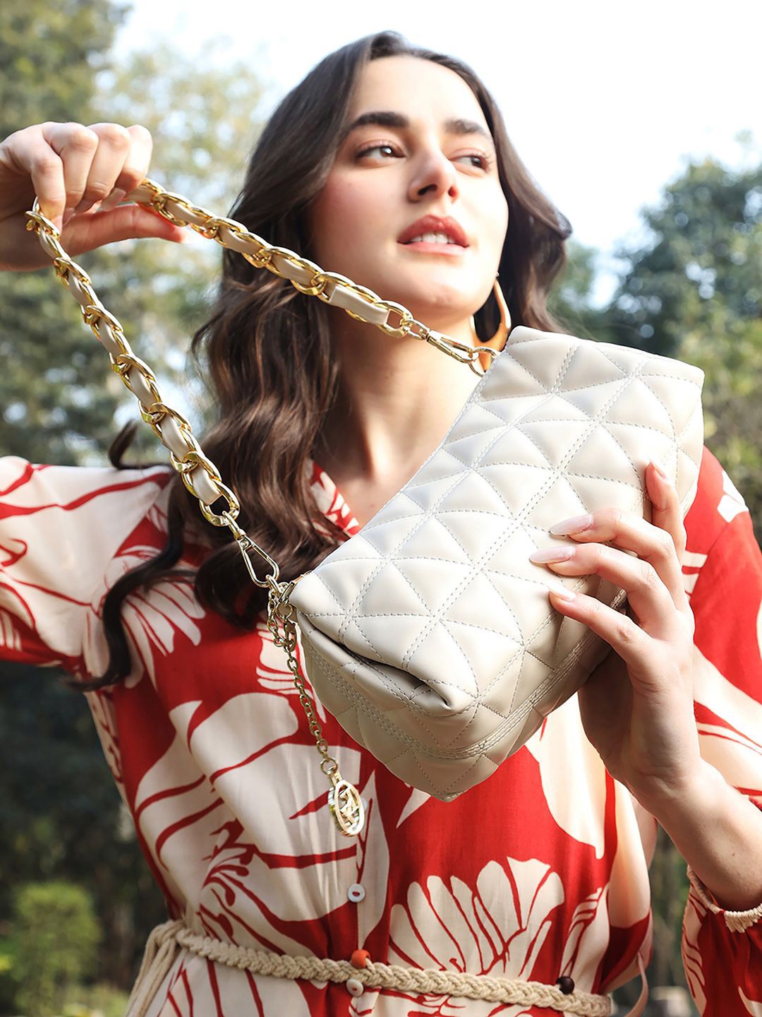 

Kazo Women Solid Structured Handheld Bag with Quilted, Off white