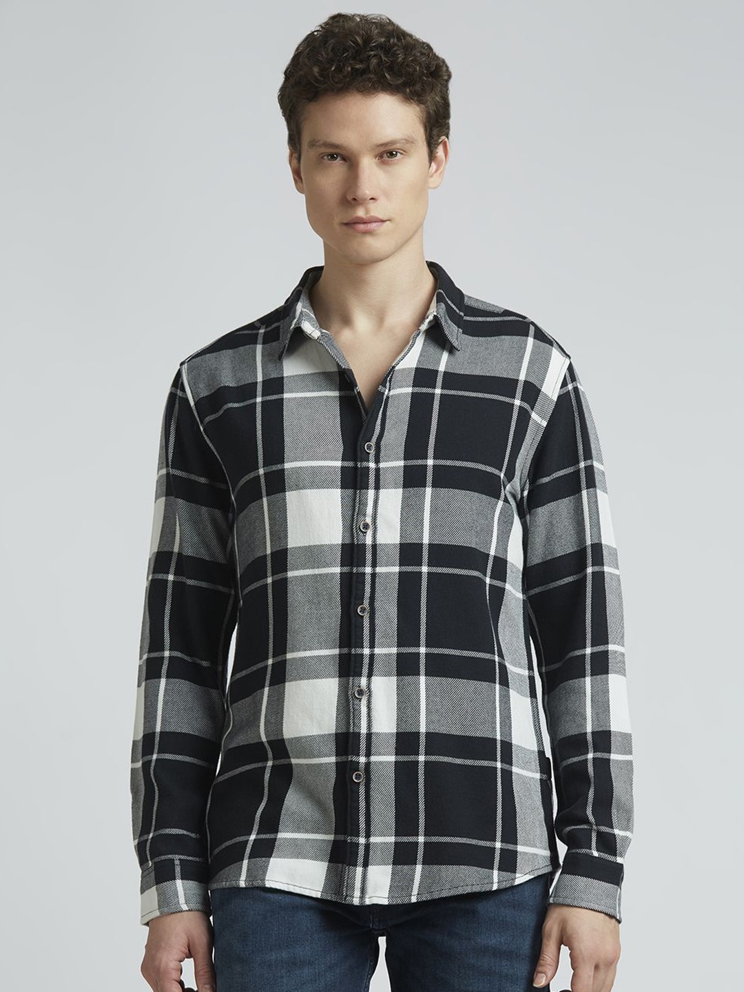 

Pepe Jeans Men Spread Collar Tartan Checked Cotton Casual Shirt, Black