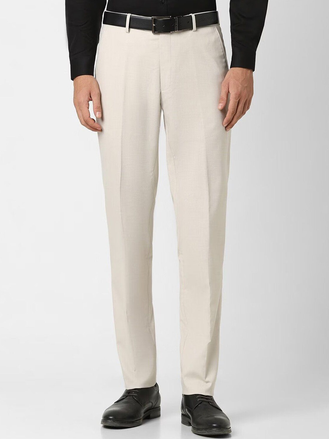

VILLAIN Men Solid Mid-Rise Classic Regular Fit Formal Trousers, Off white