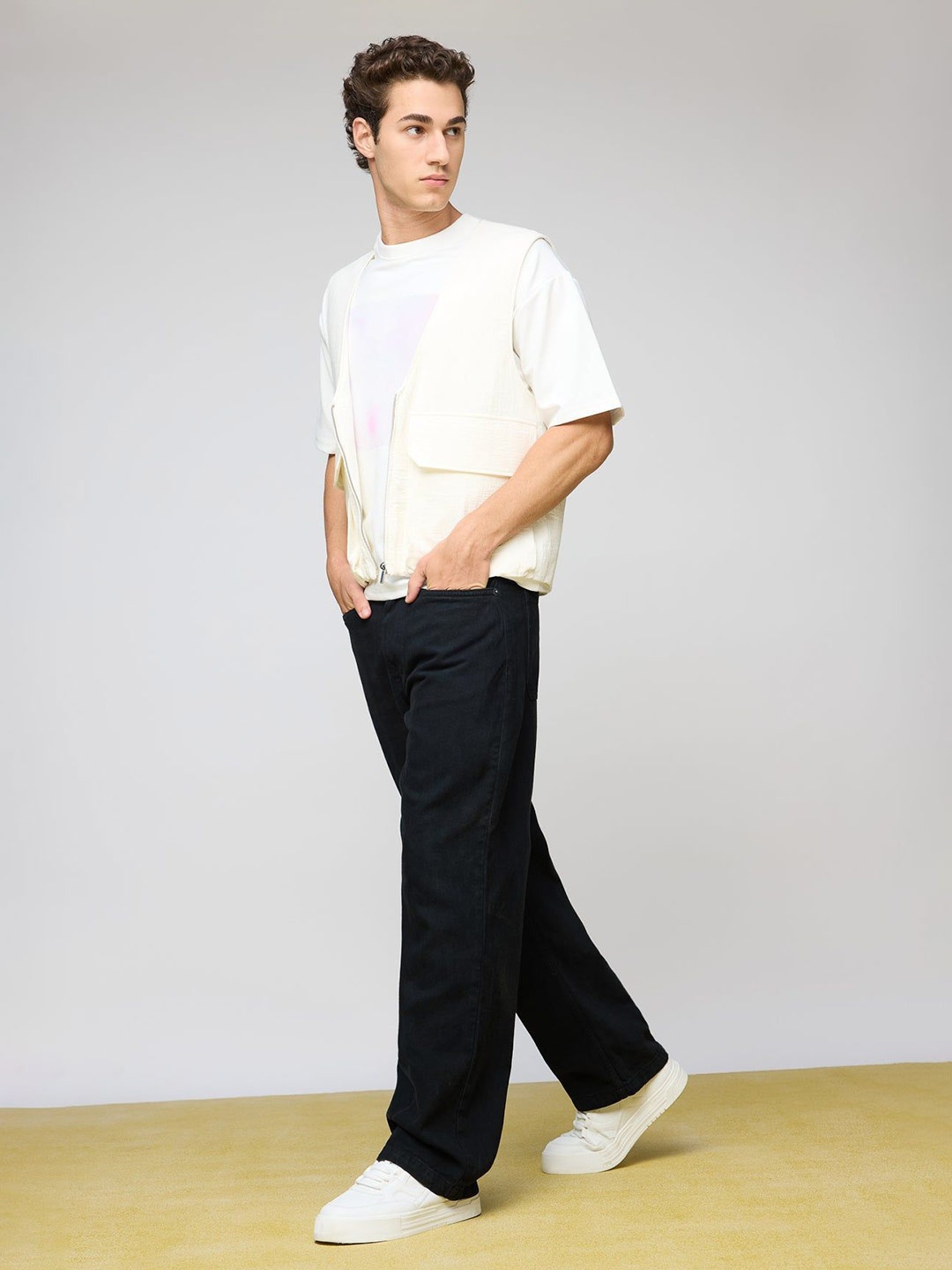 

FREAKINS Men Wide Leg High-Rise Jeans, Black