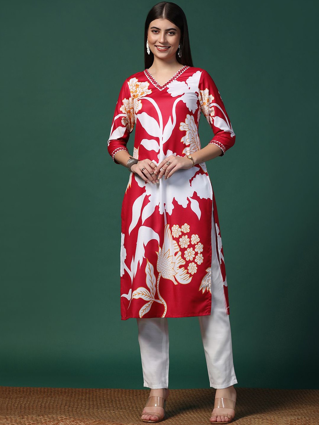 

BAESD Floral Printed Regular Mirror Work Straight Kurta with Trousers, Pink