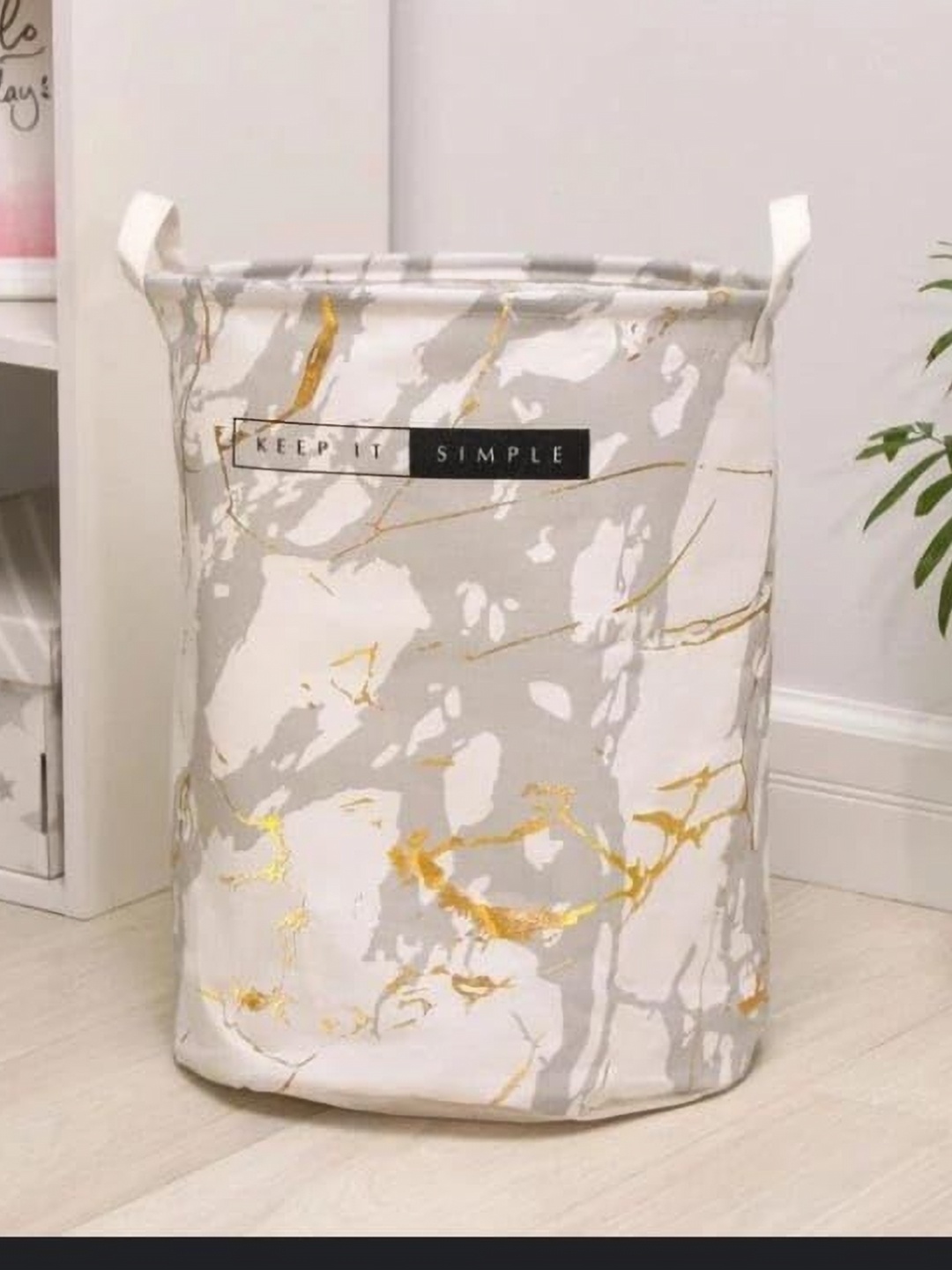 

HomeCloud Grey & White Abstract Printed Waterproof Foldable Laundry Bag