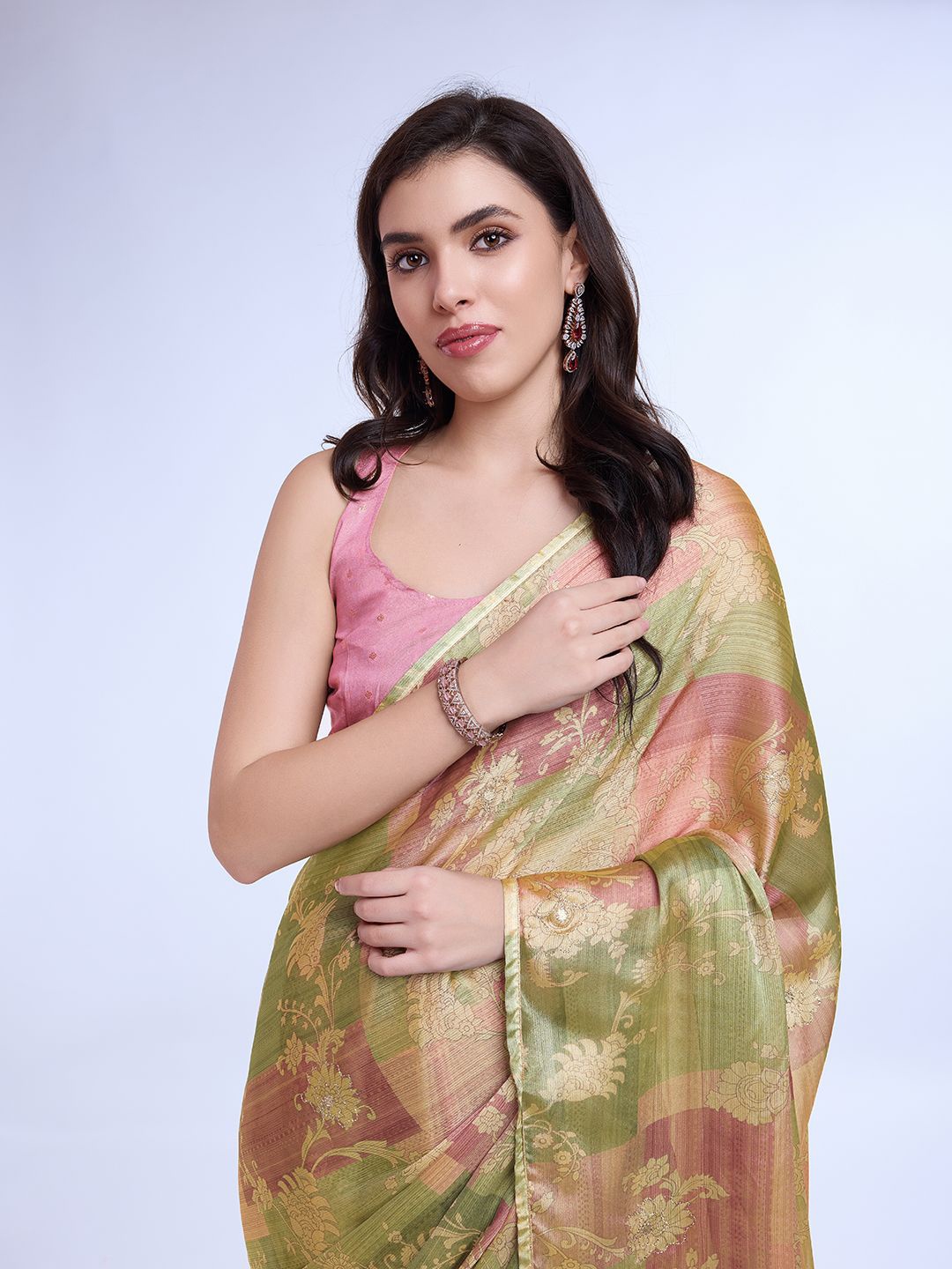 

Mitera Floral Printed Saree, Pink