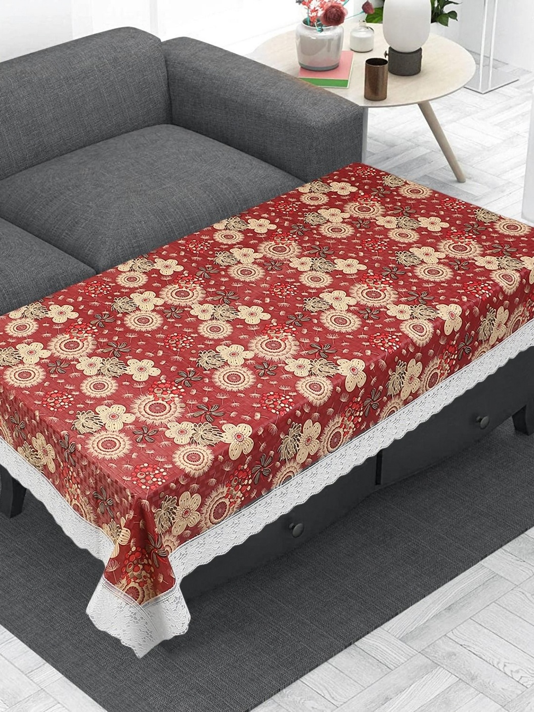 

LooMantha Maroon & White Floral Printed 4 Seater Table Cover