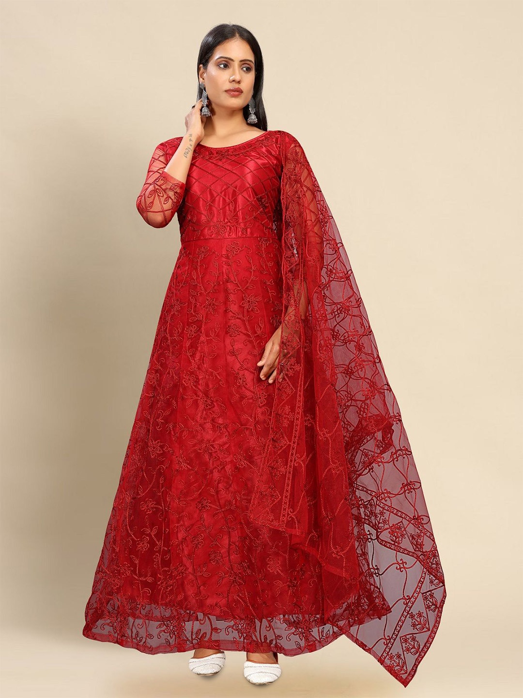 

LADY SHOPI Women Solid Embroidered Cape Sleeve Net Fit & Flare Maxi Dress, Maroon